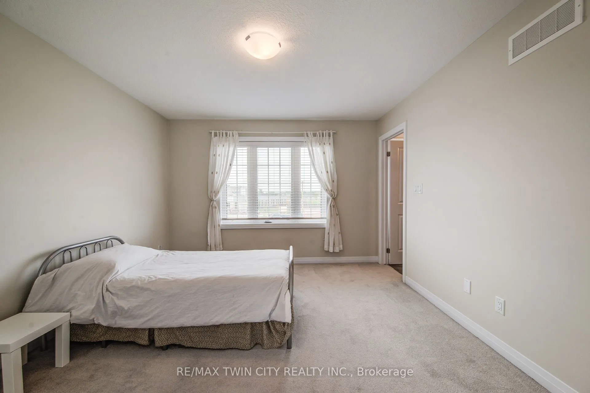 124 Ian Ormston Drive
