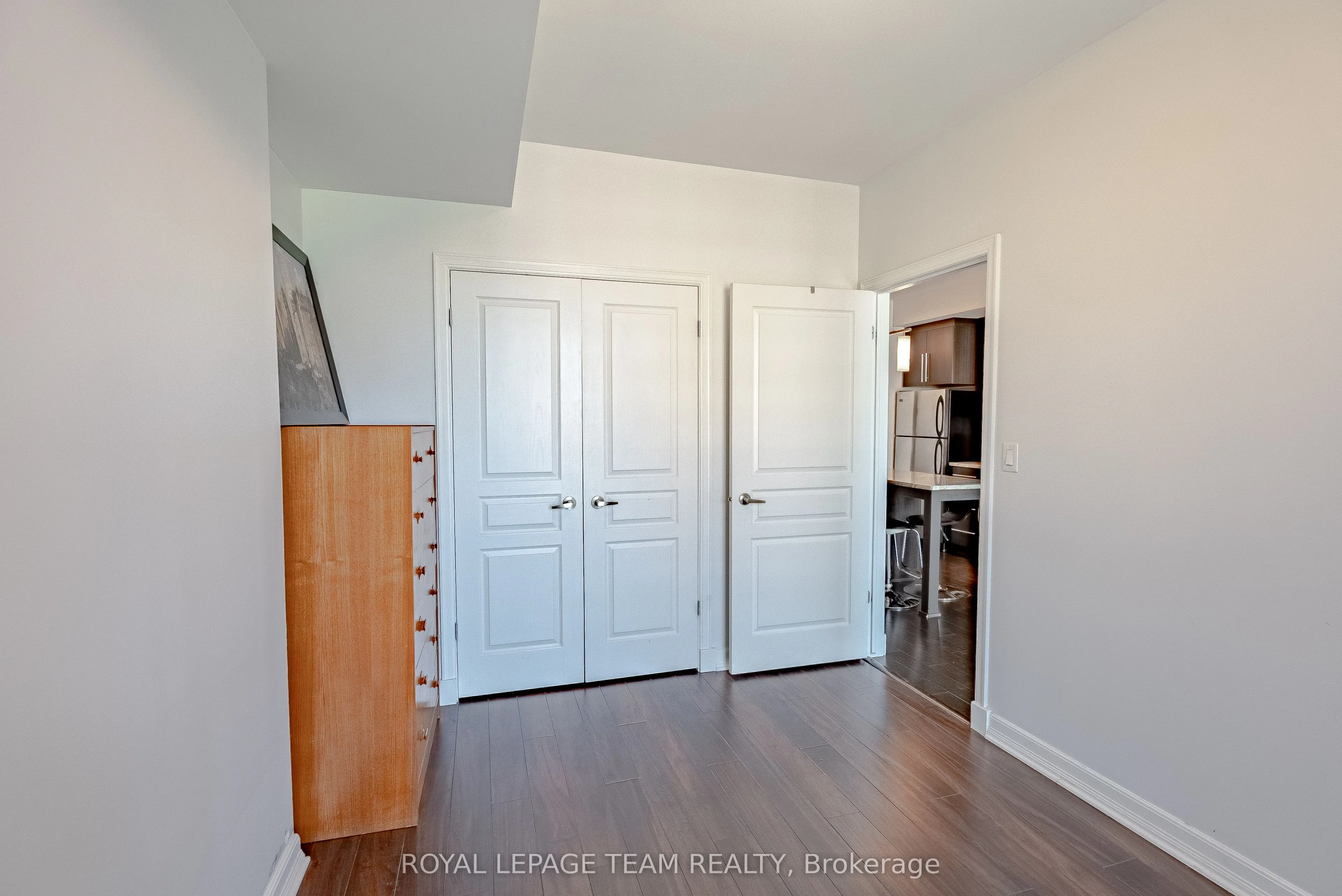 238 Besserer Street, #1209
