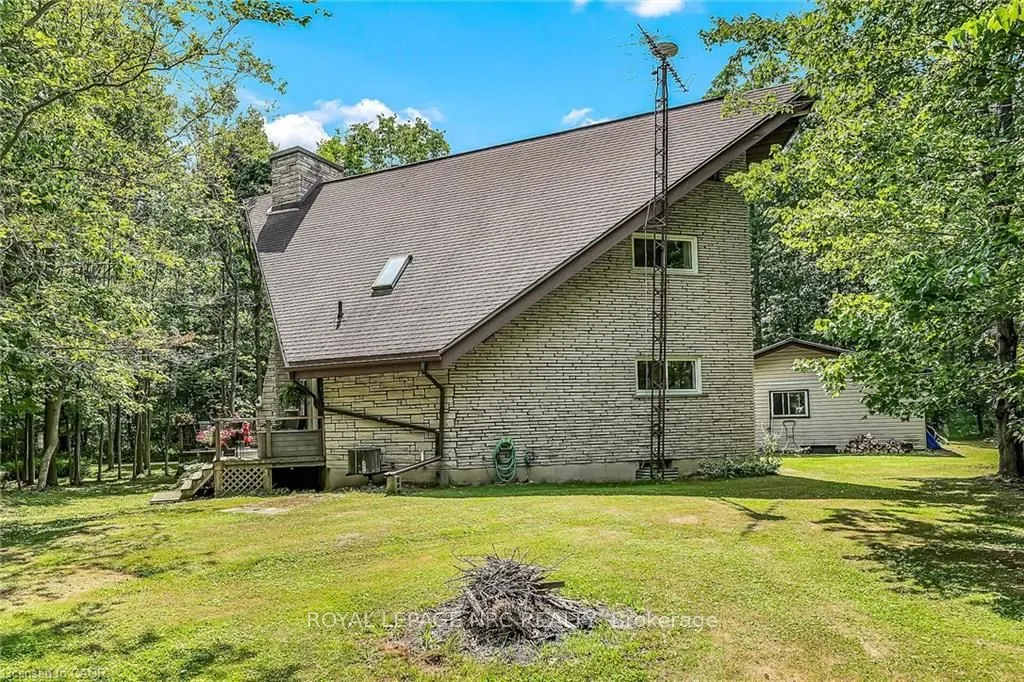 35 Little Road