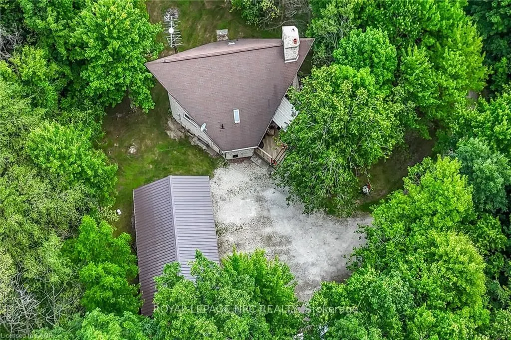 35 Little Road