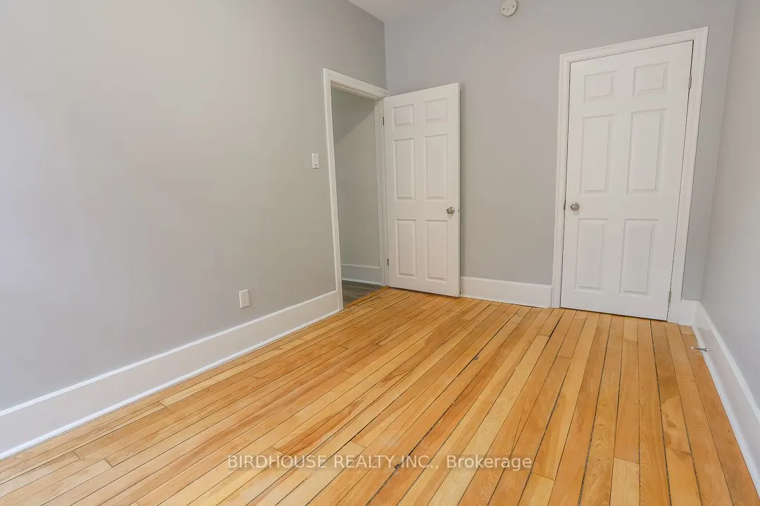 20 St Lawrence Street, #Main Floor