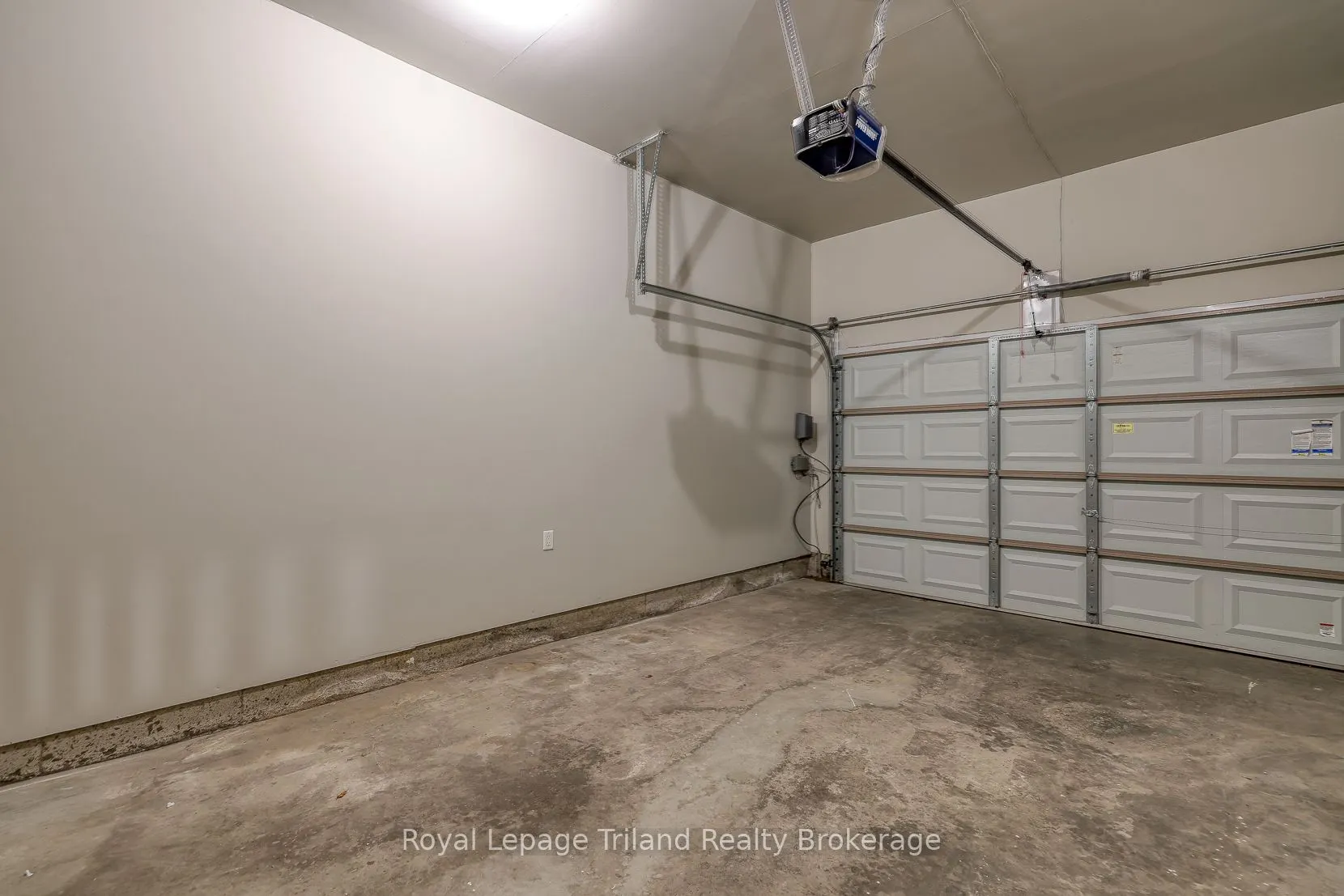 145 Delatre Street W, #2