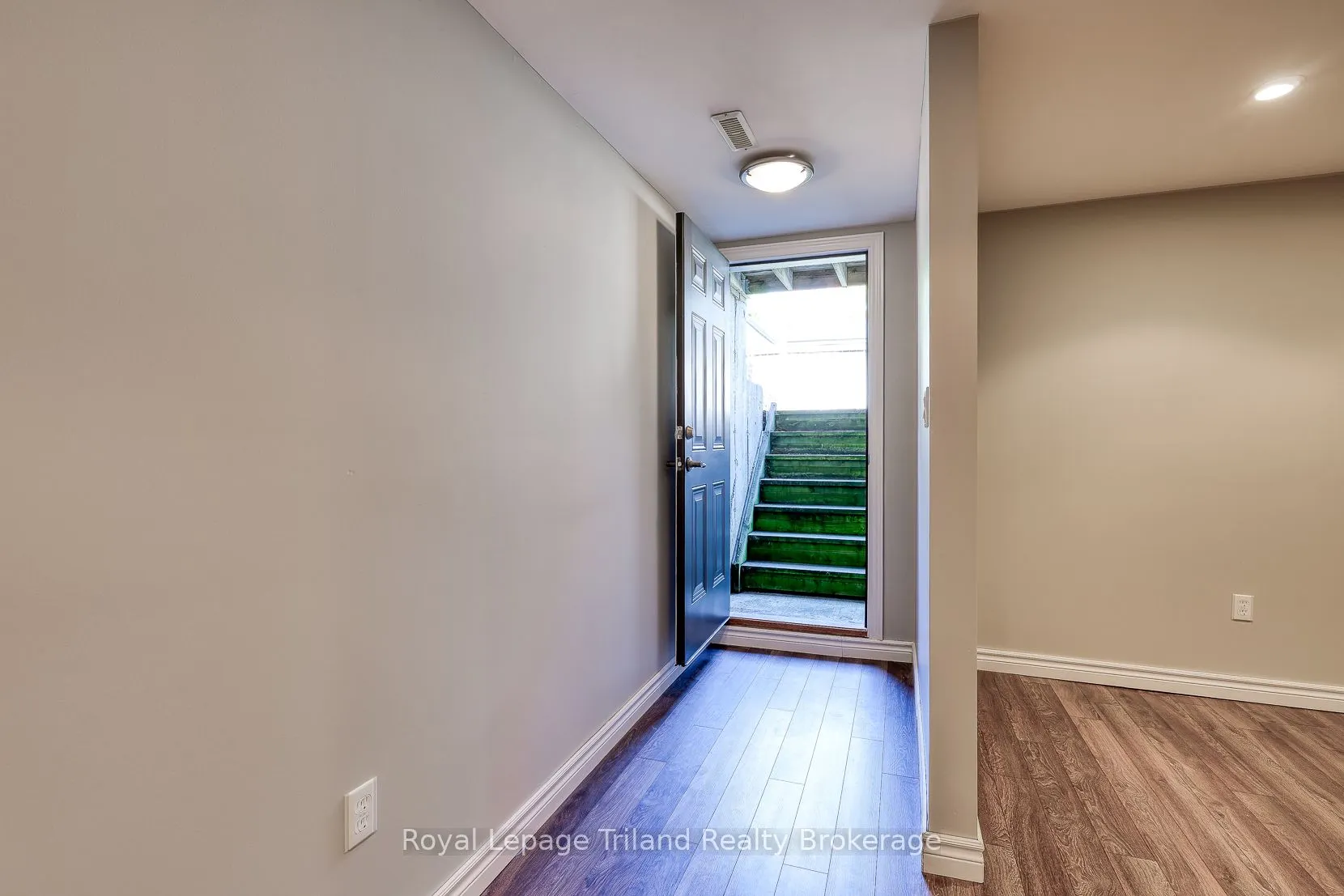 145 Delatre Street W, #2