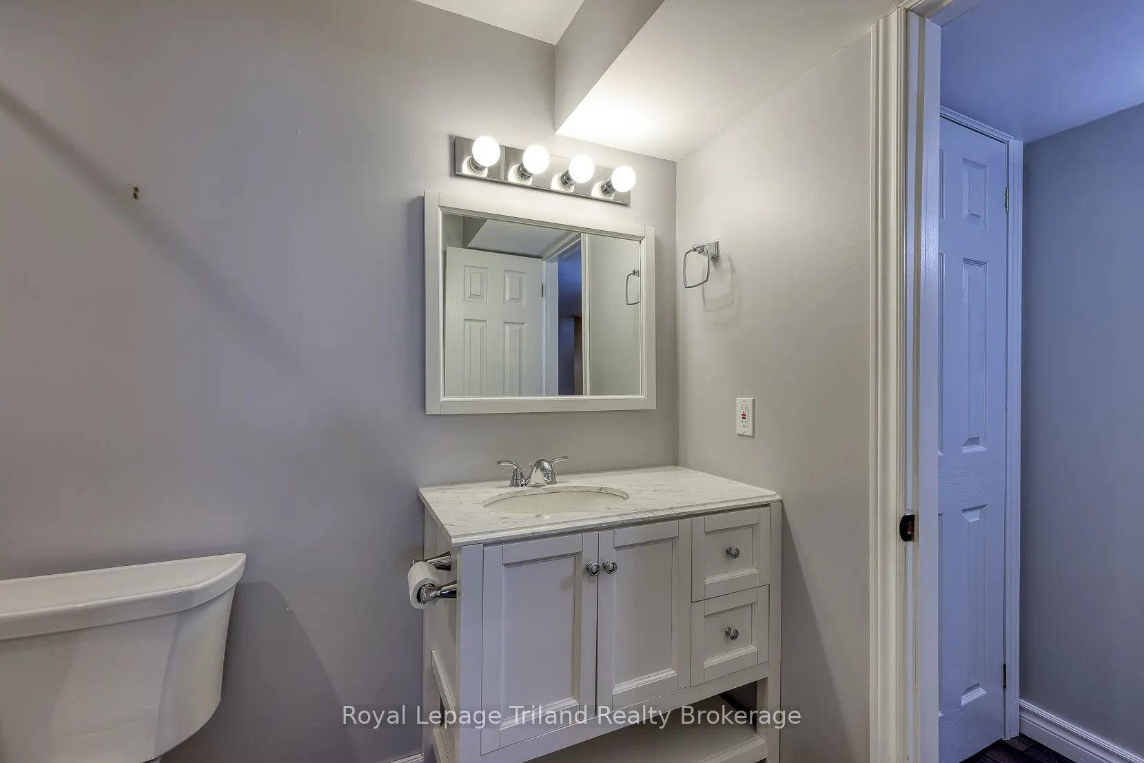 145 Delatre Street W, #2