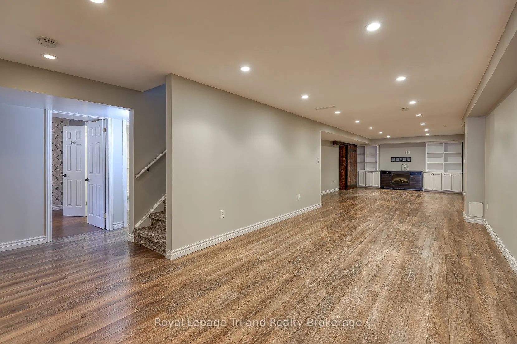 145 Delatre Street W, #2