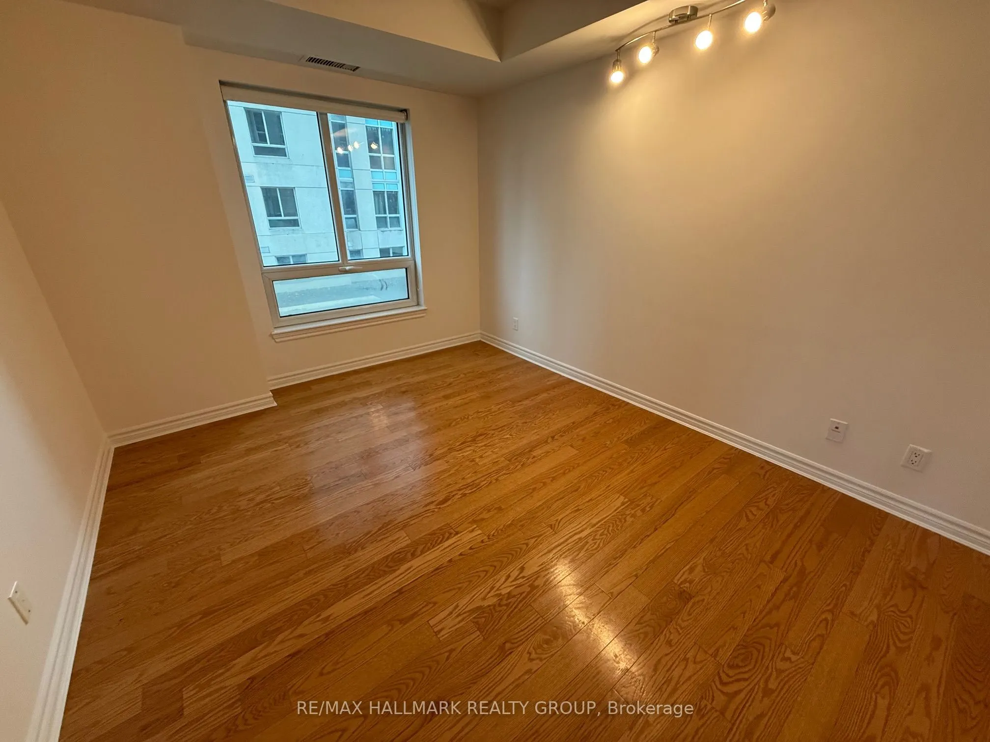 234 RIDEAU Street, #512