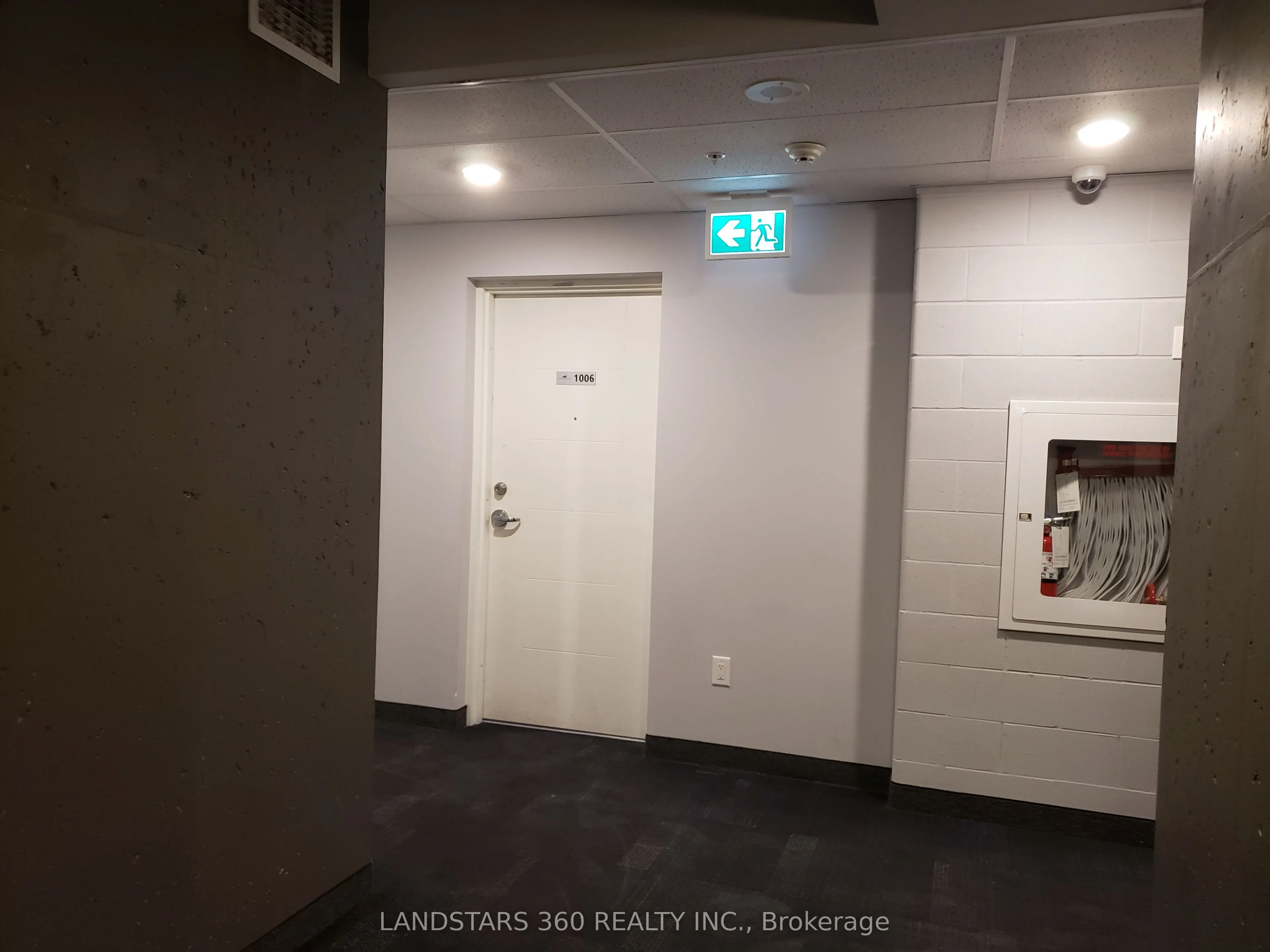 318 Spruce Street, #1006