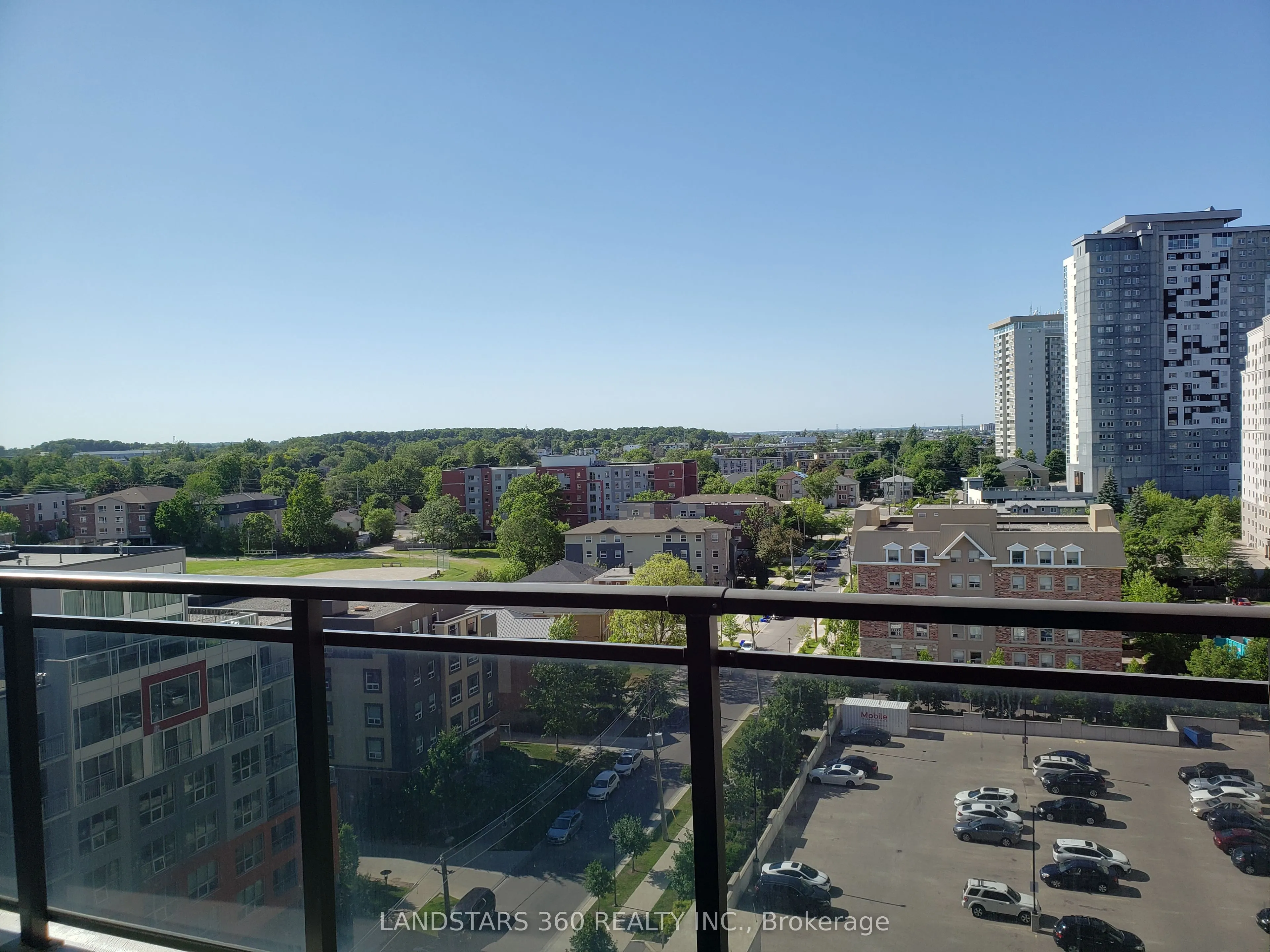 318 Spruce Street, #1006