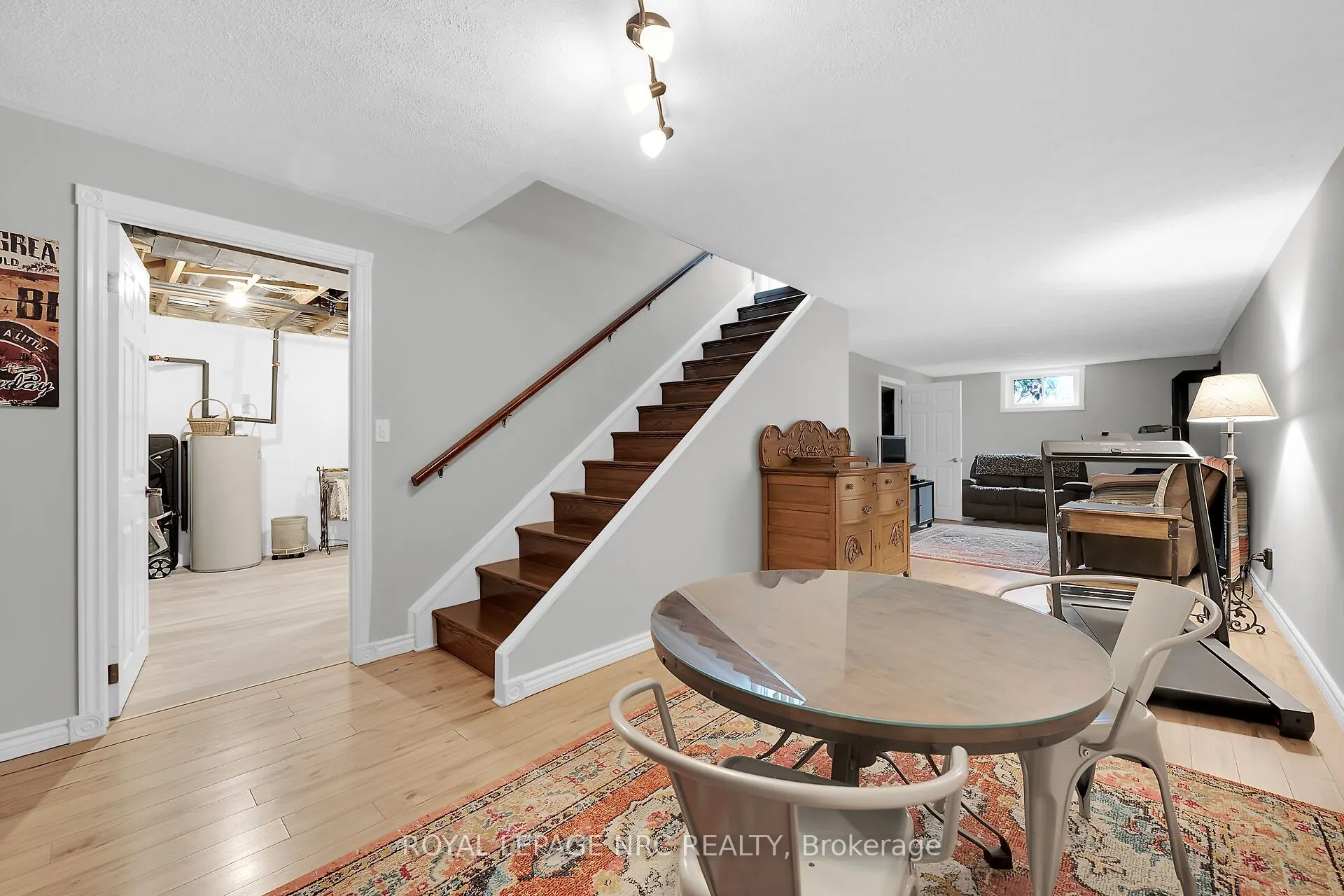 92 Hoover Point Lane