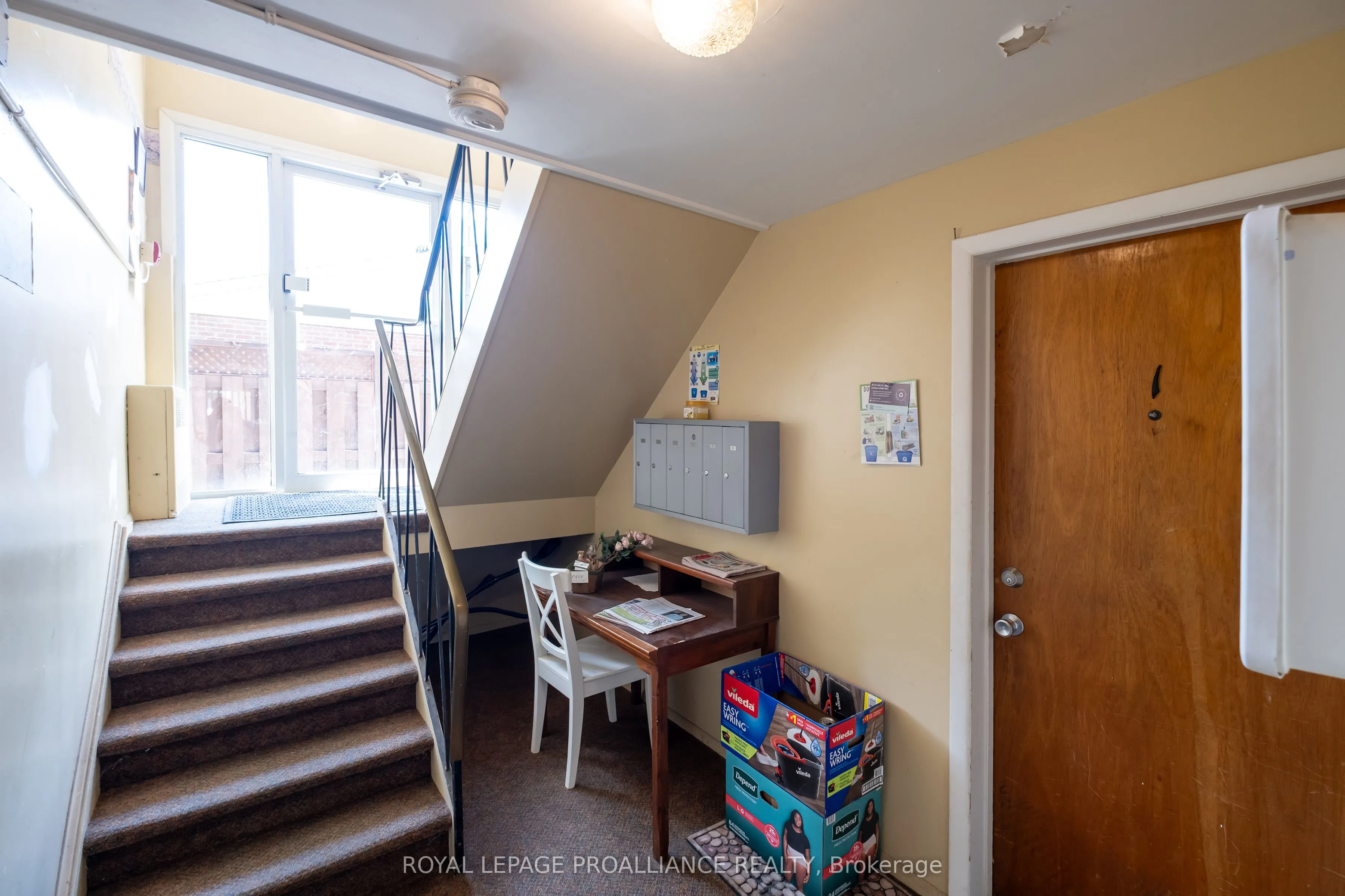 297-301 St. Lawrence Street E