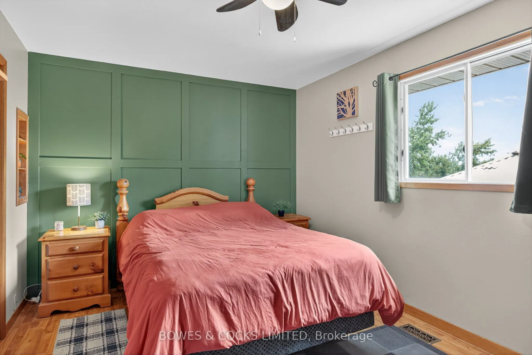 1349 Tudor Crescent