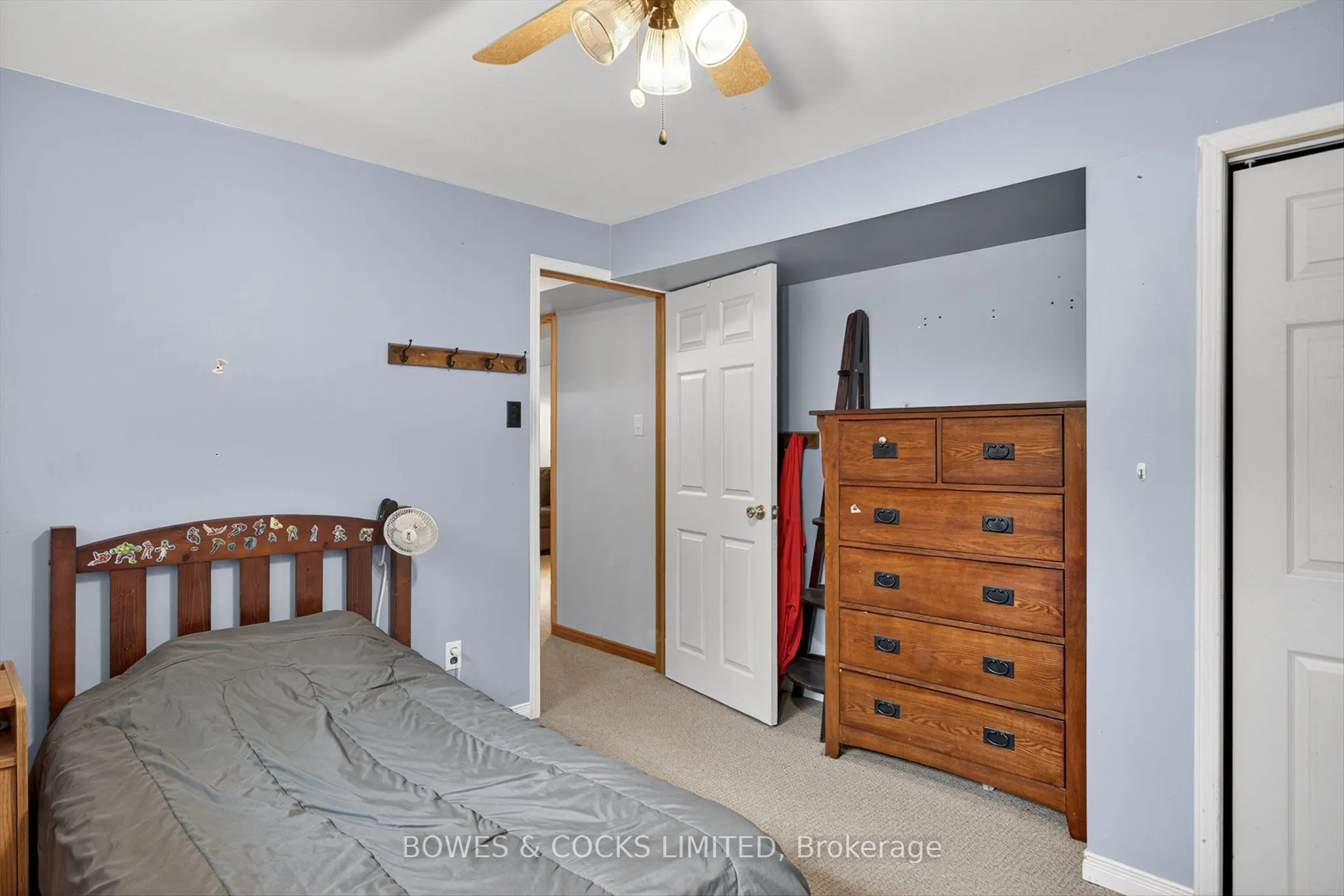 1349 Tudor Crescent
