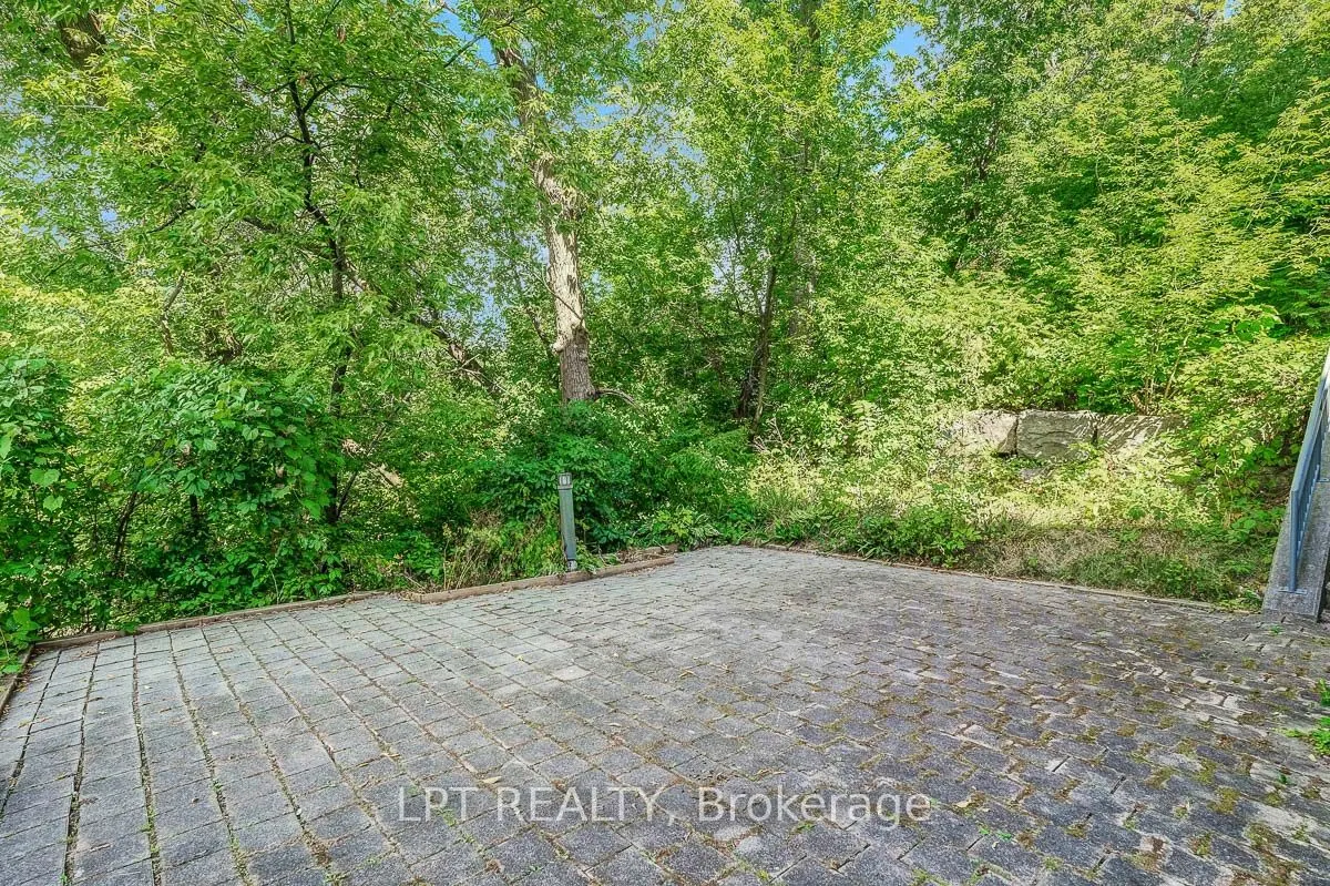 1121 Bavlie Avenue, #13