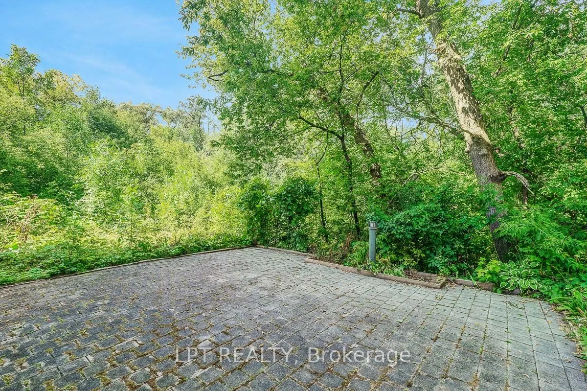 1121 Bavlie Avenue, #13
