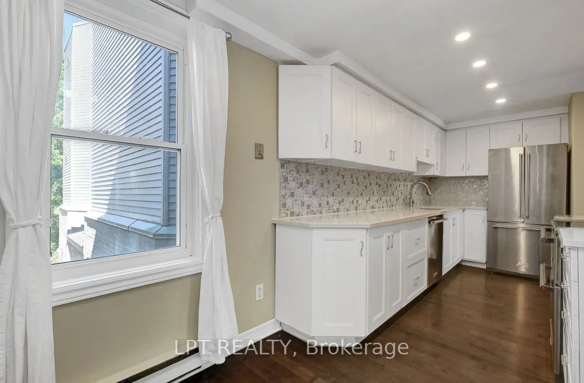1121 Bavlie Avenue, #13