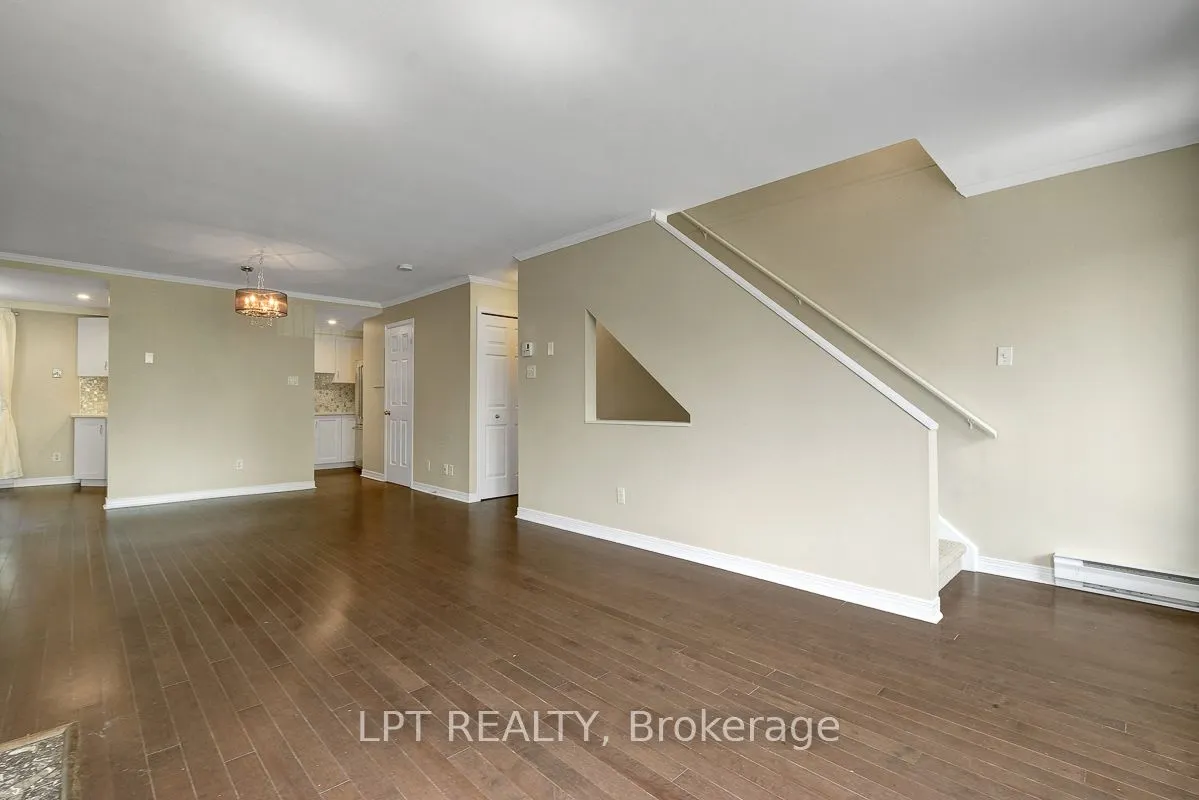1121 Bavlie Avenue, #13