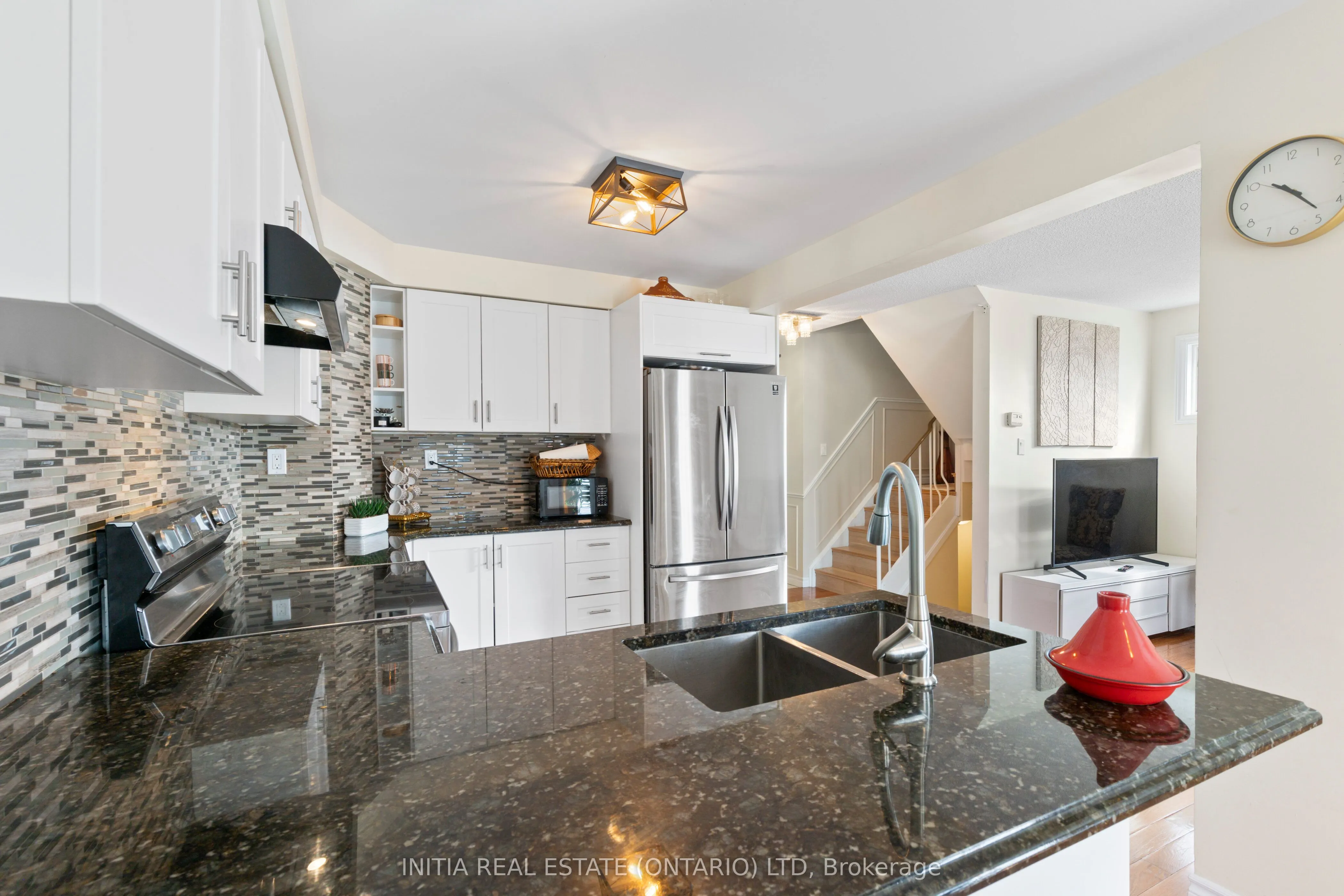 700 Osgoode Drive, #16