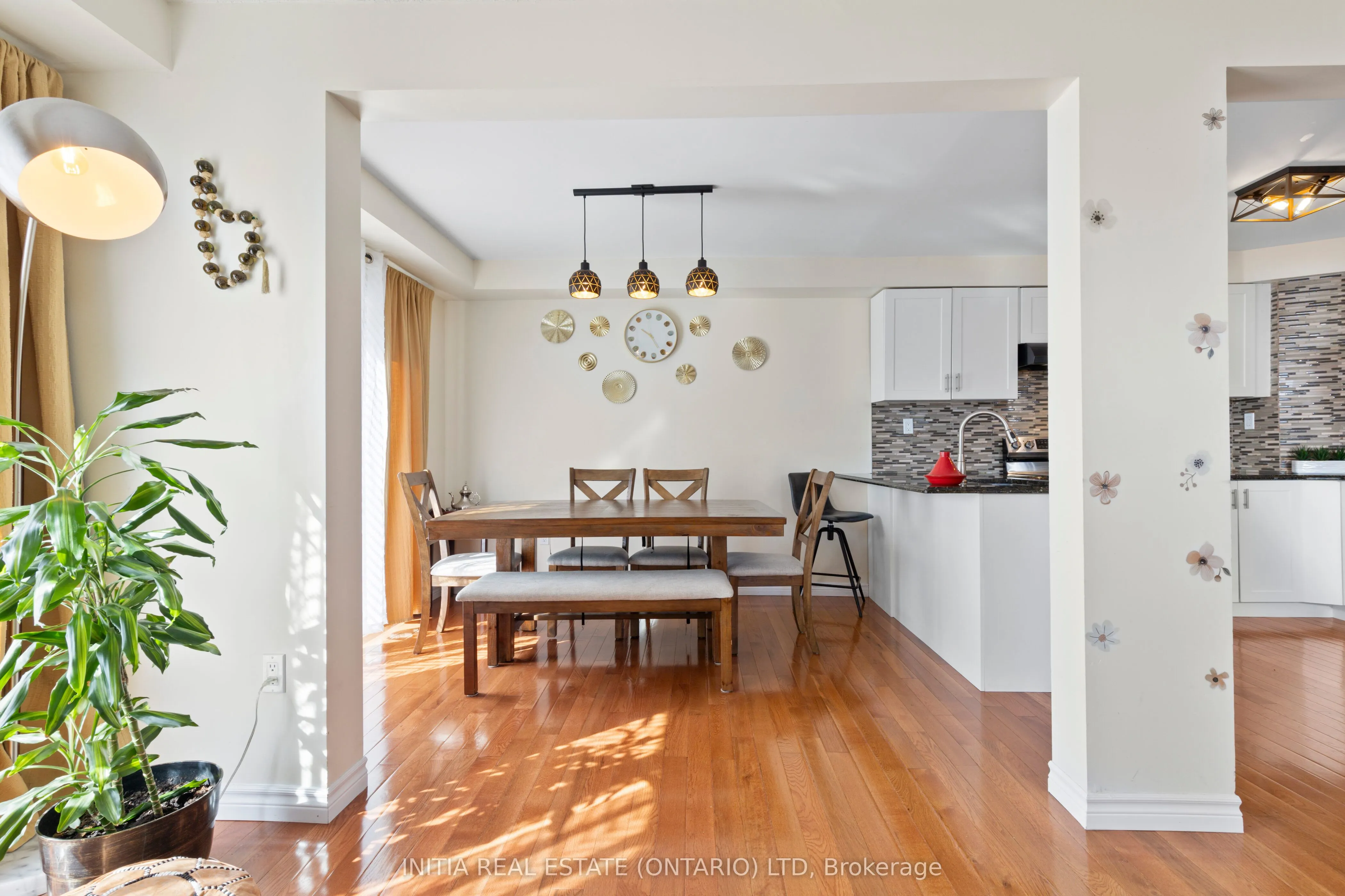 700 Osgoode Drive, #16