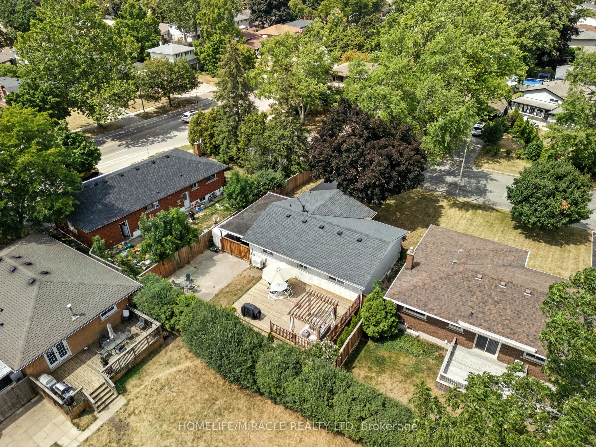 4 Ronald Street