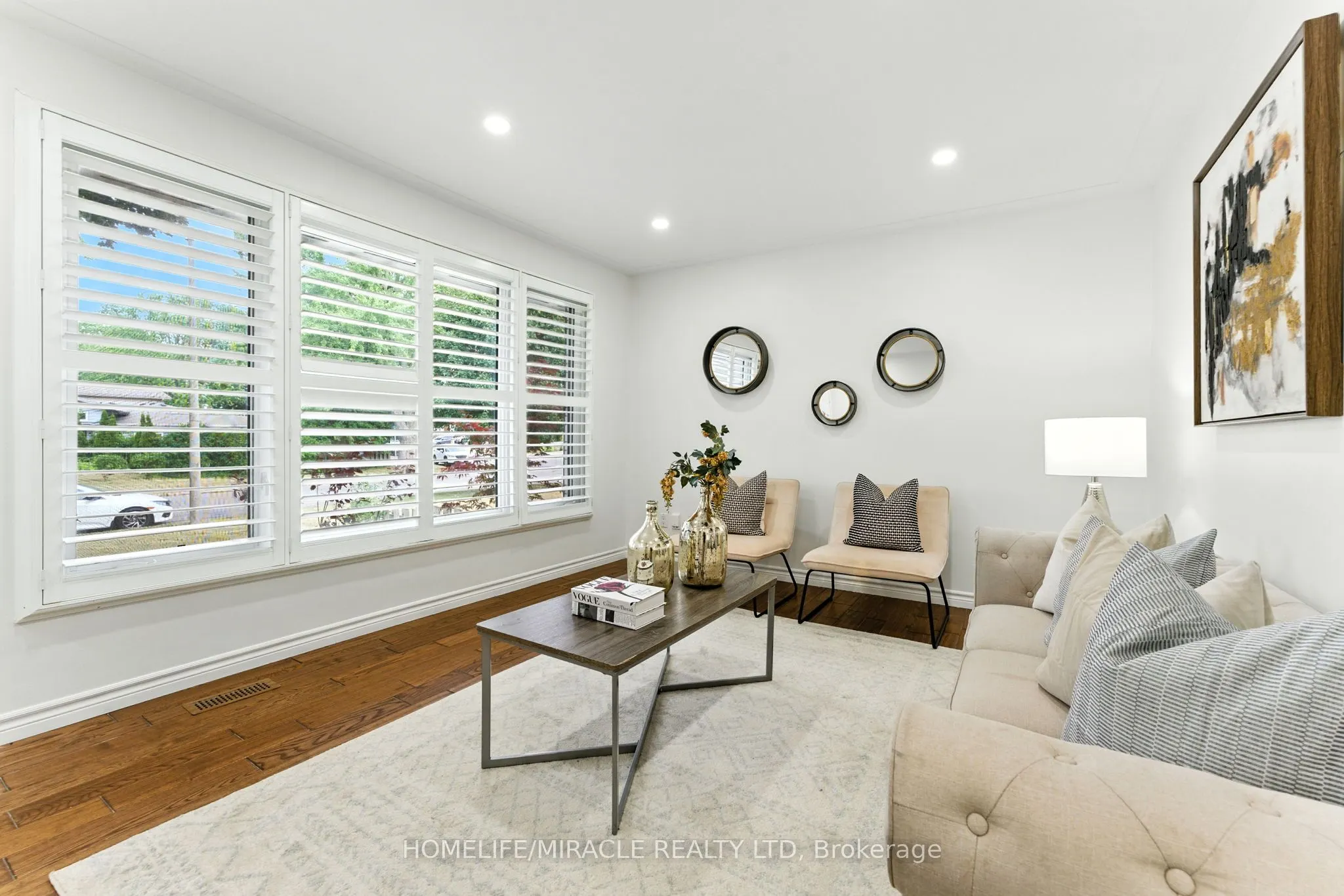 4 Ronald Street