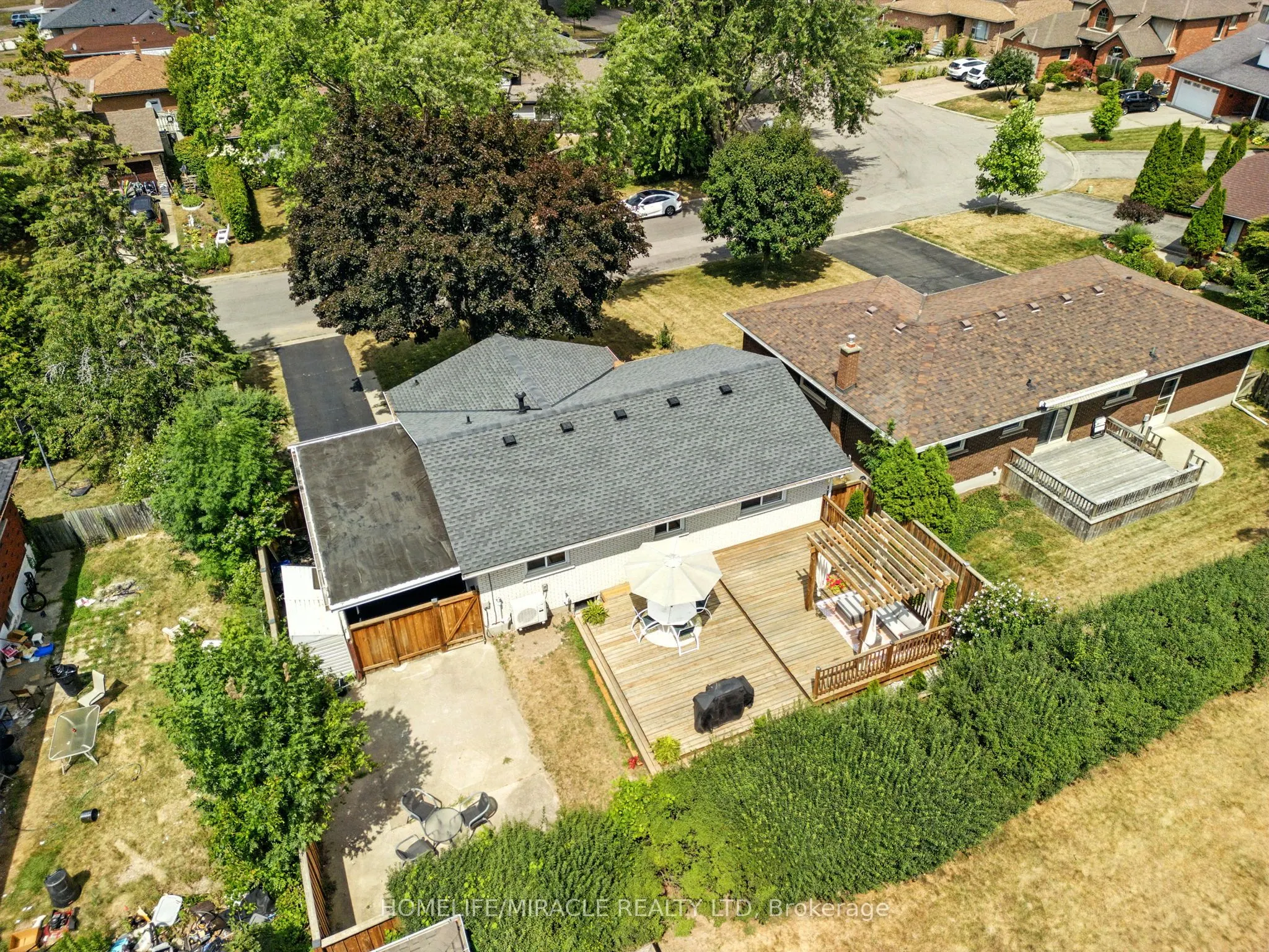 4 Ronald Street
