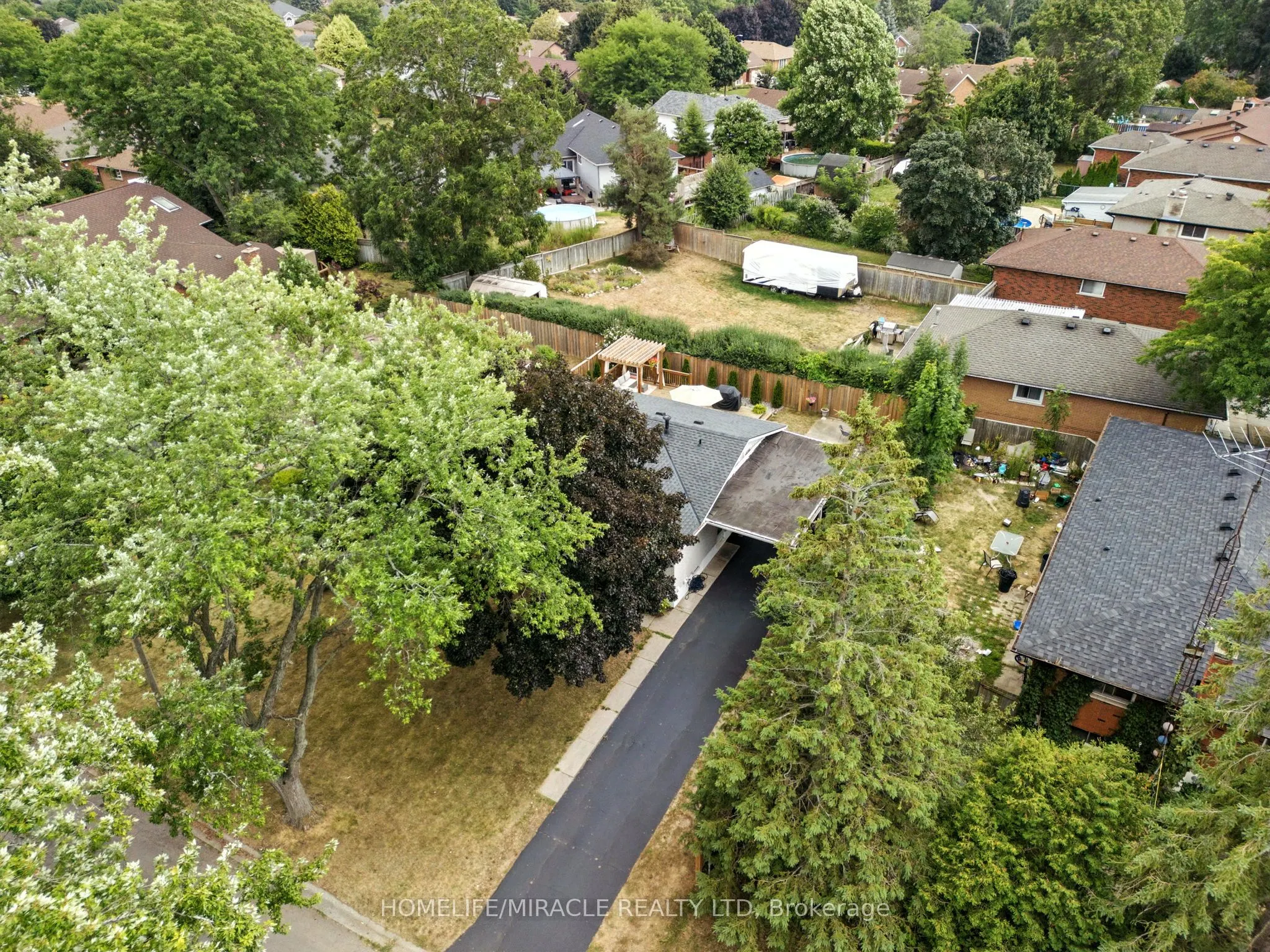 4 Ronald Street