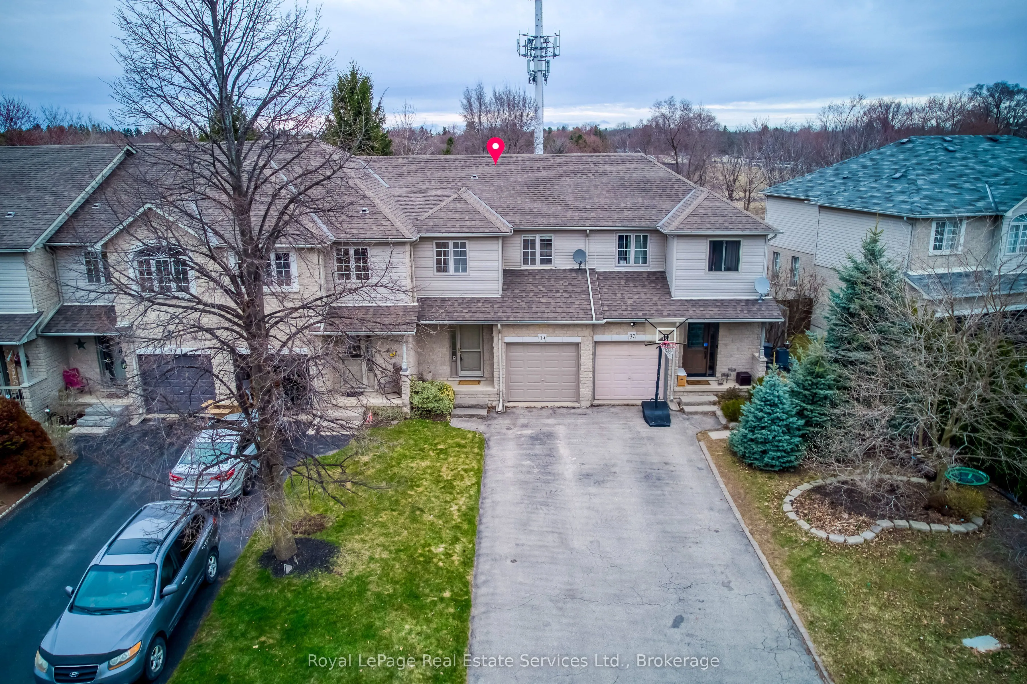 39 Foxborough Drive