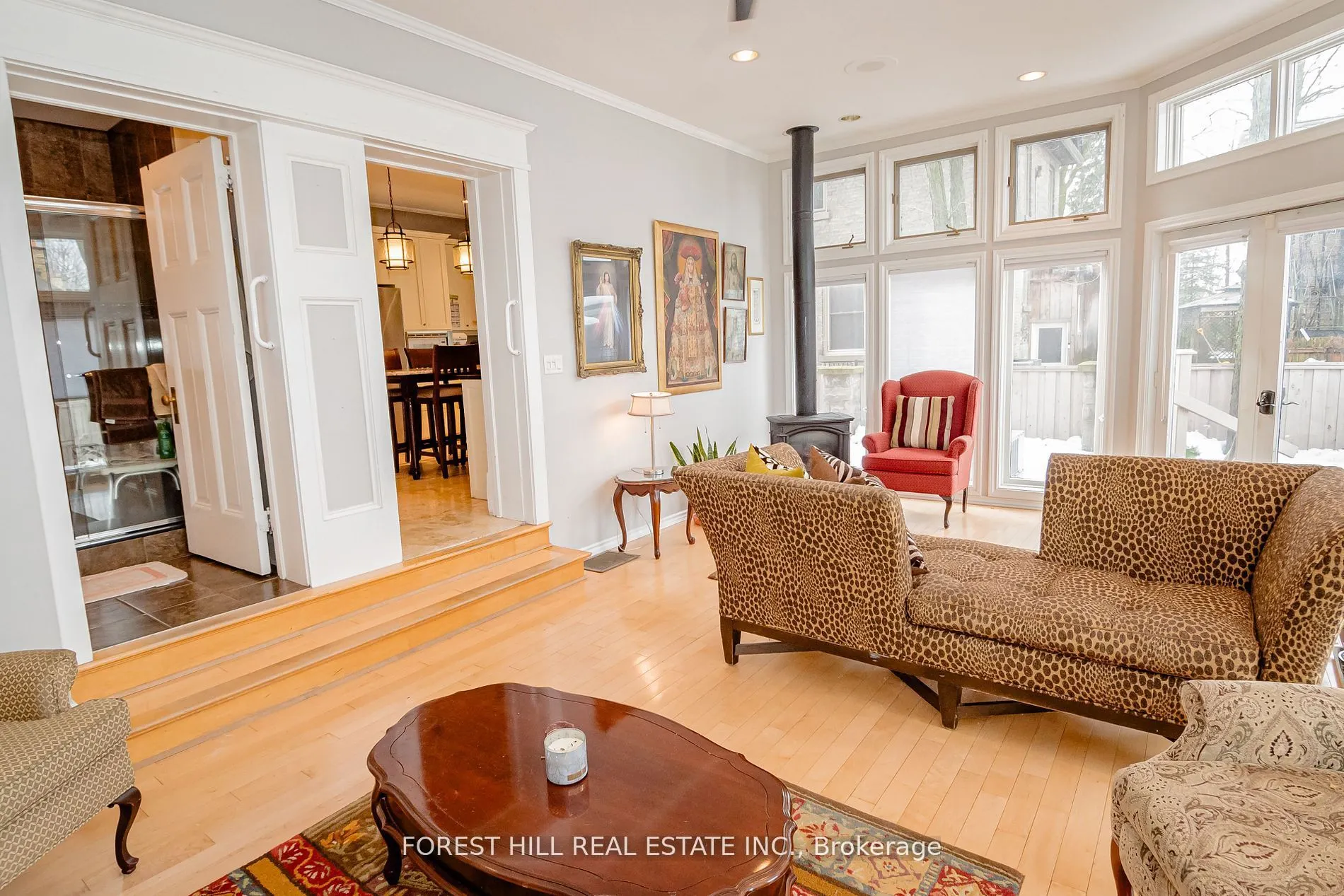 98 Central Avenue