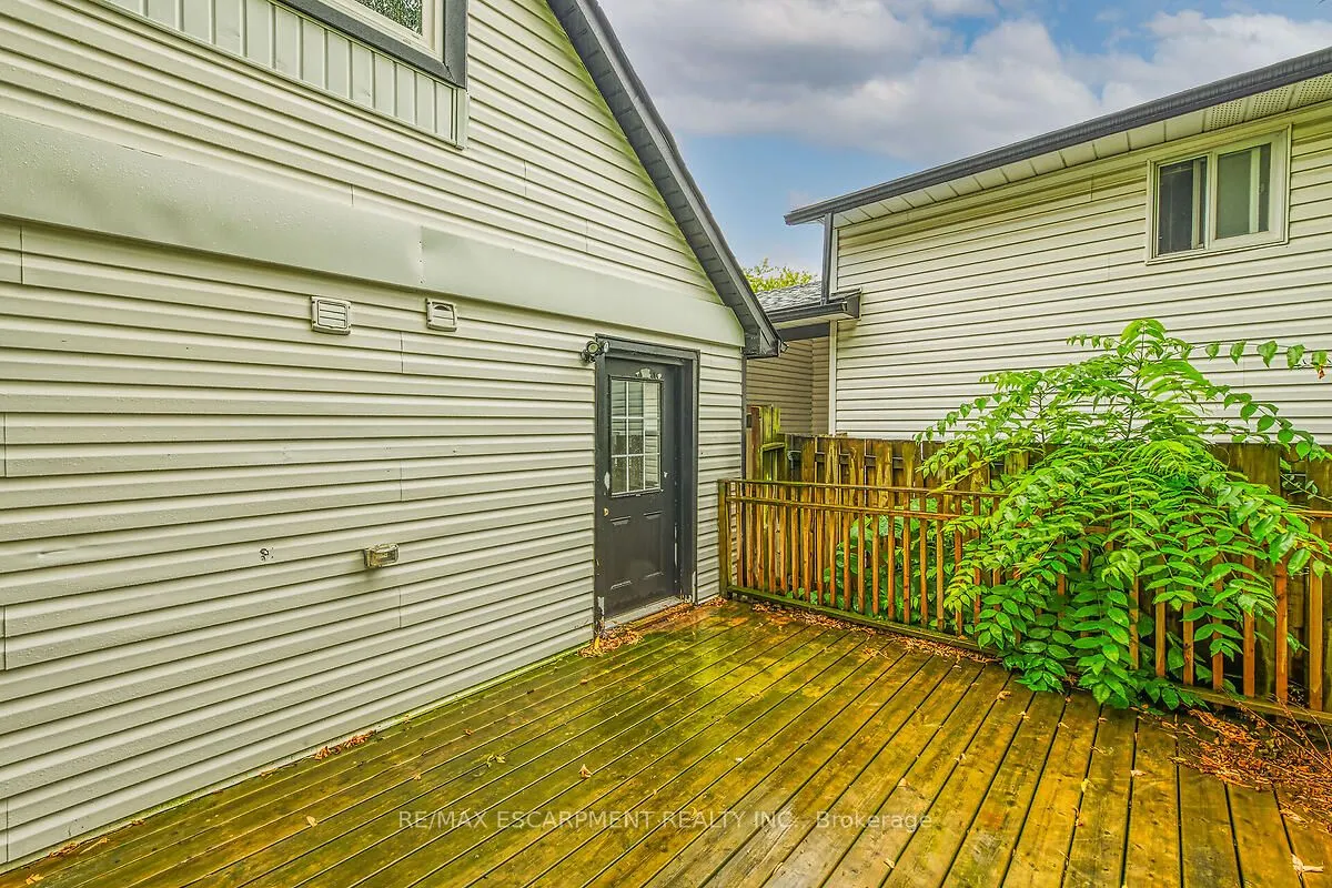 34 Rykert Street