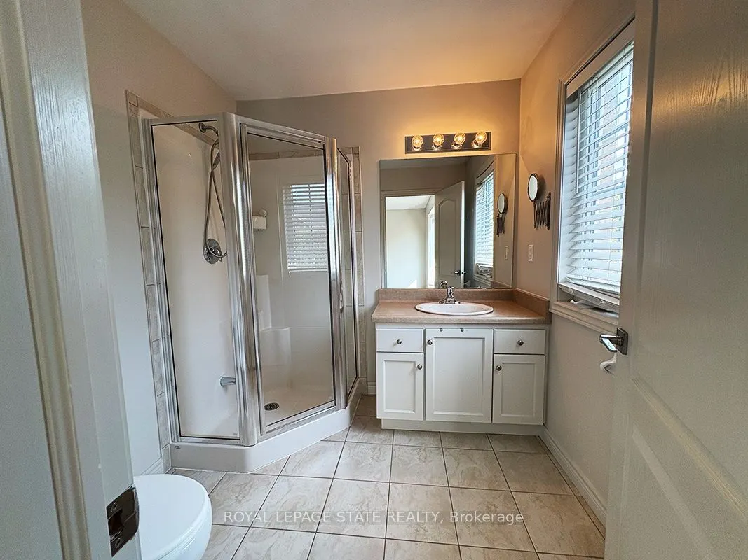 25 Ivybridge Drive, #16