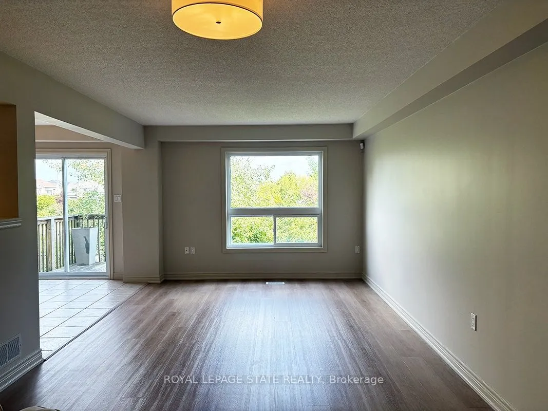 25 Ivybridge Drive, #16