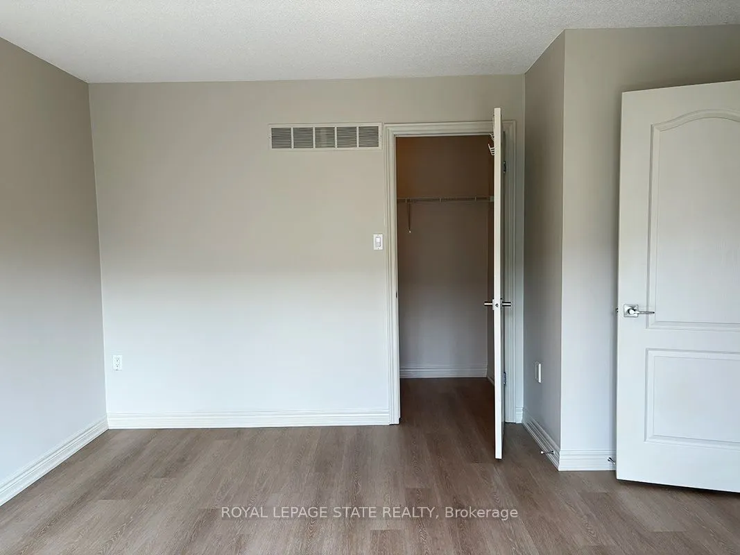 25 Ivybridge Drive, #16