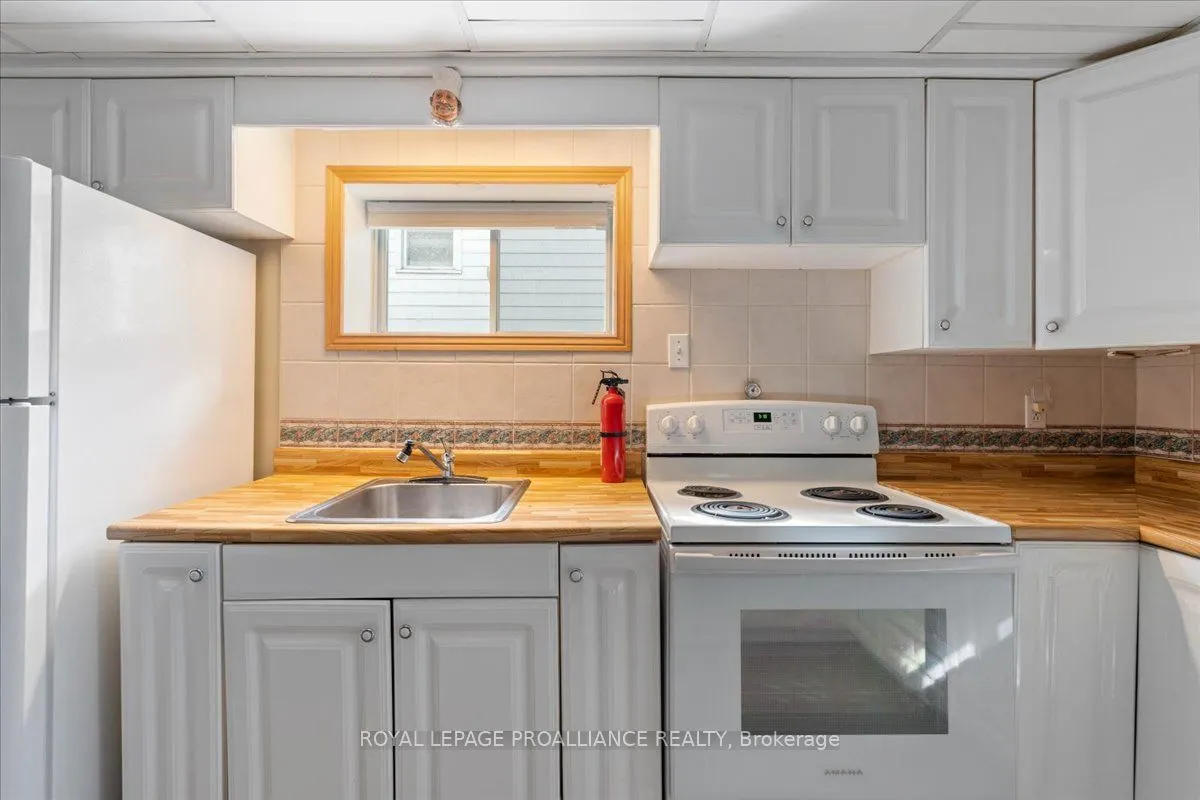 356 Dufferin Avenue