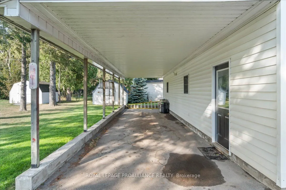 356 Dufferin Avenue