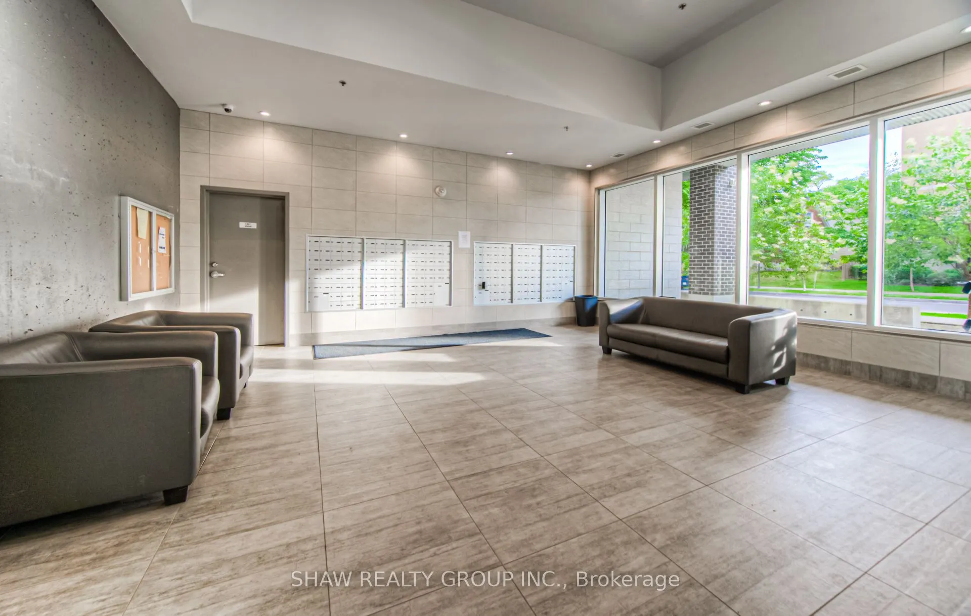 318 Spruce Street, #1203