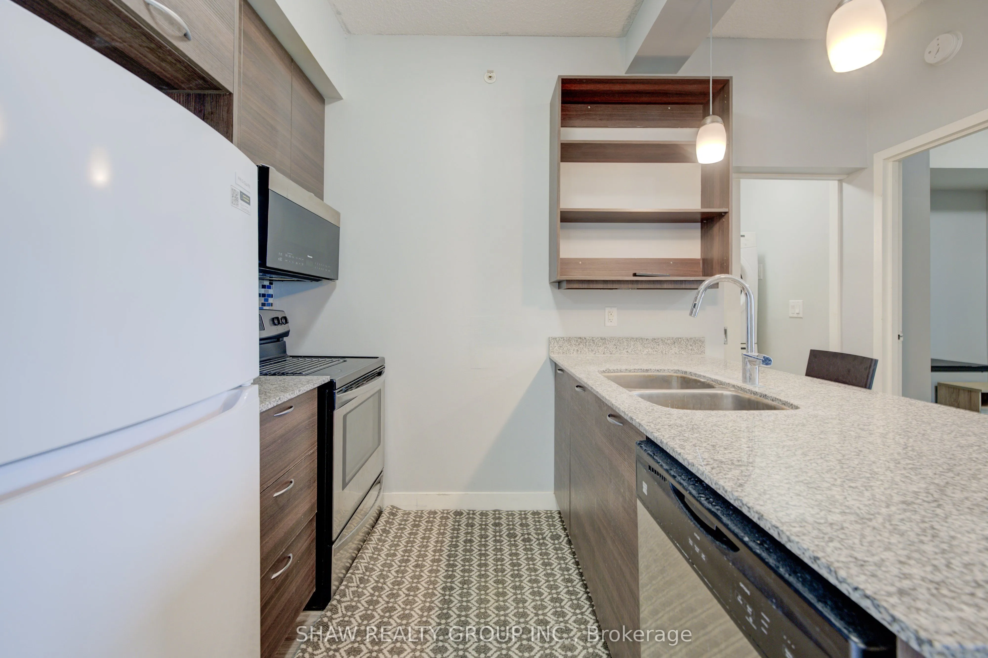 318 Spruce Street, #1203