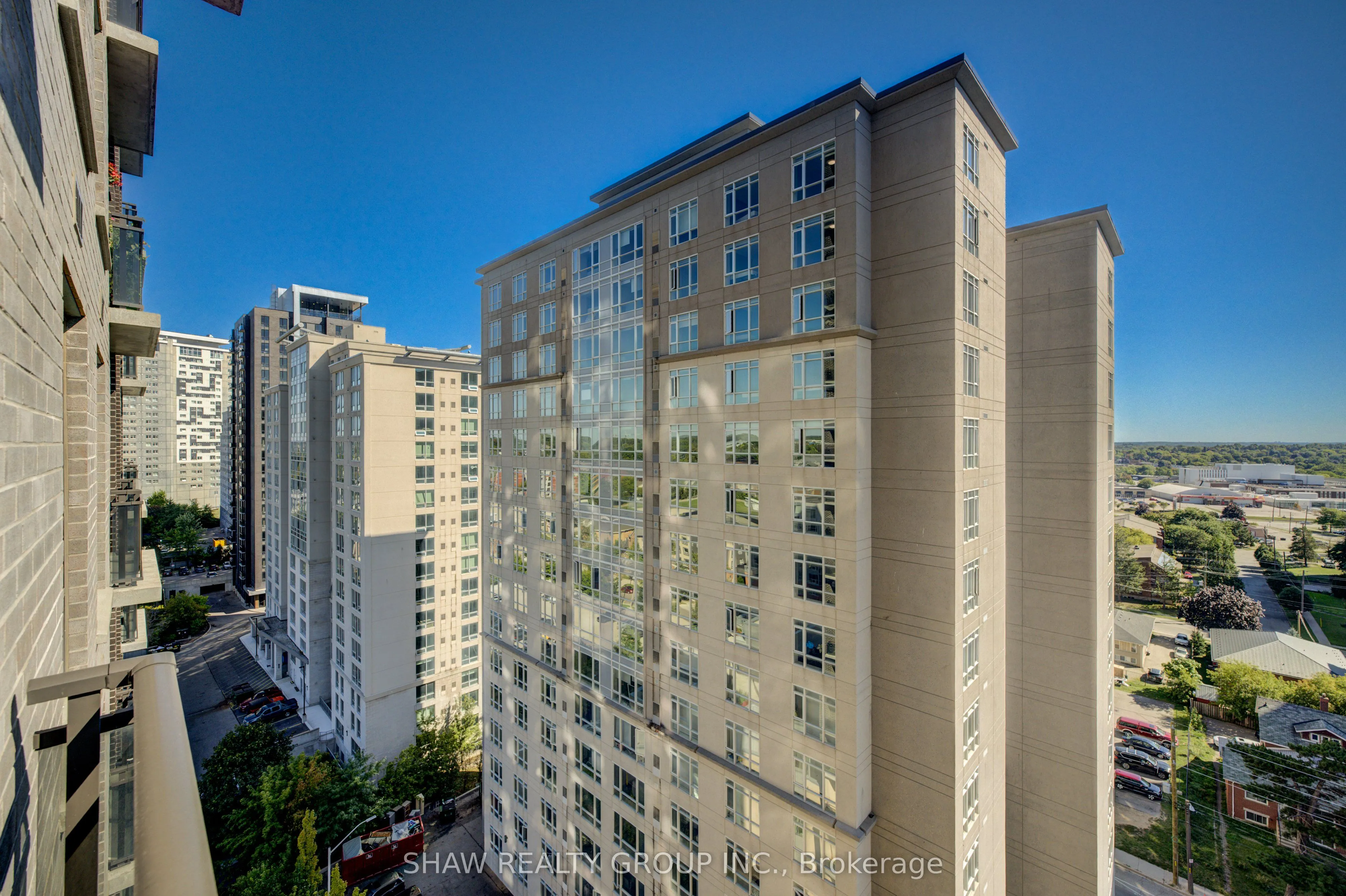 318 Spruce Street, #1203