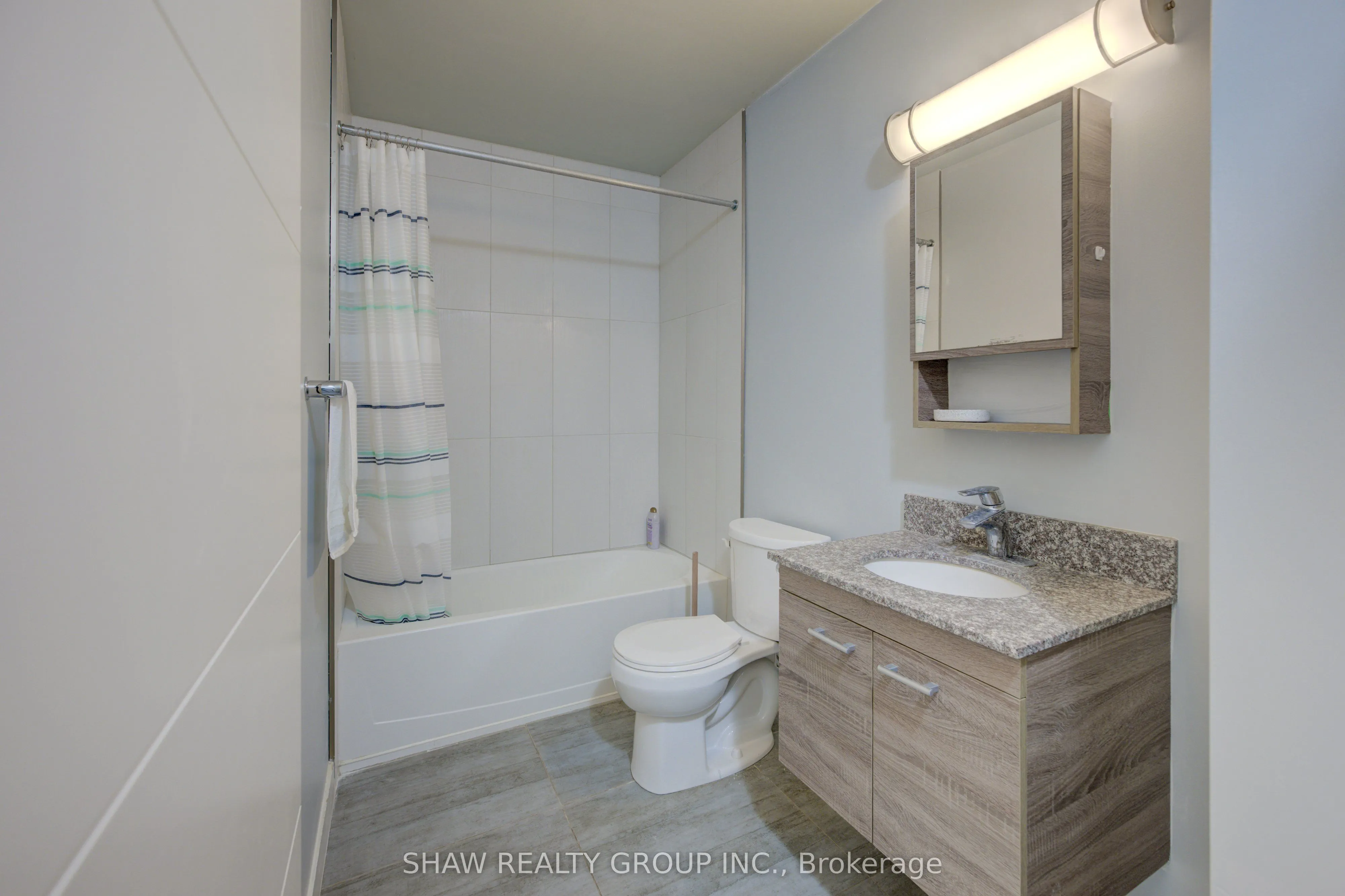 318 Spruce Street, #1203