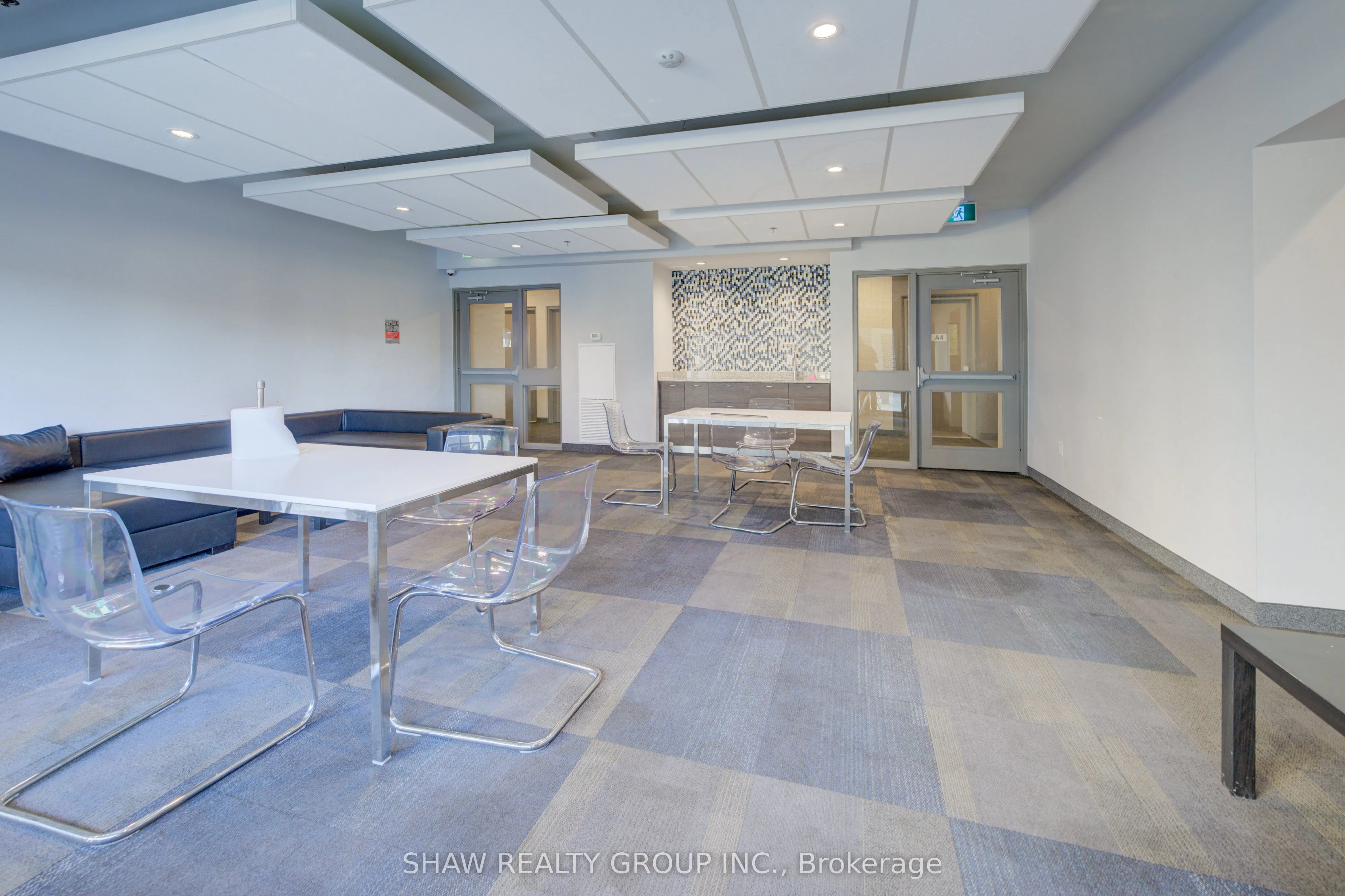 318 Spruce Street, #1203