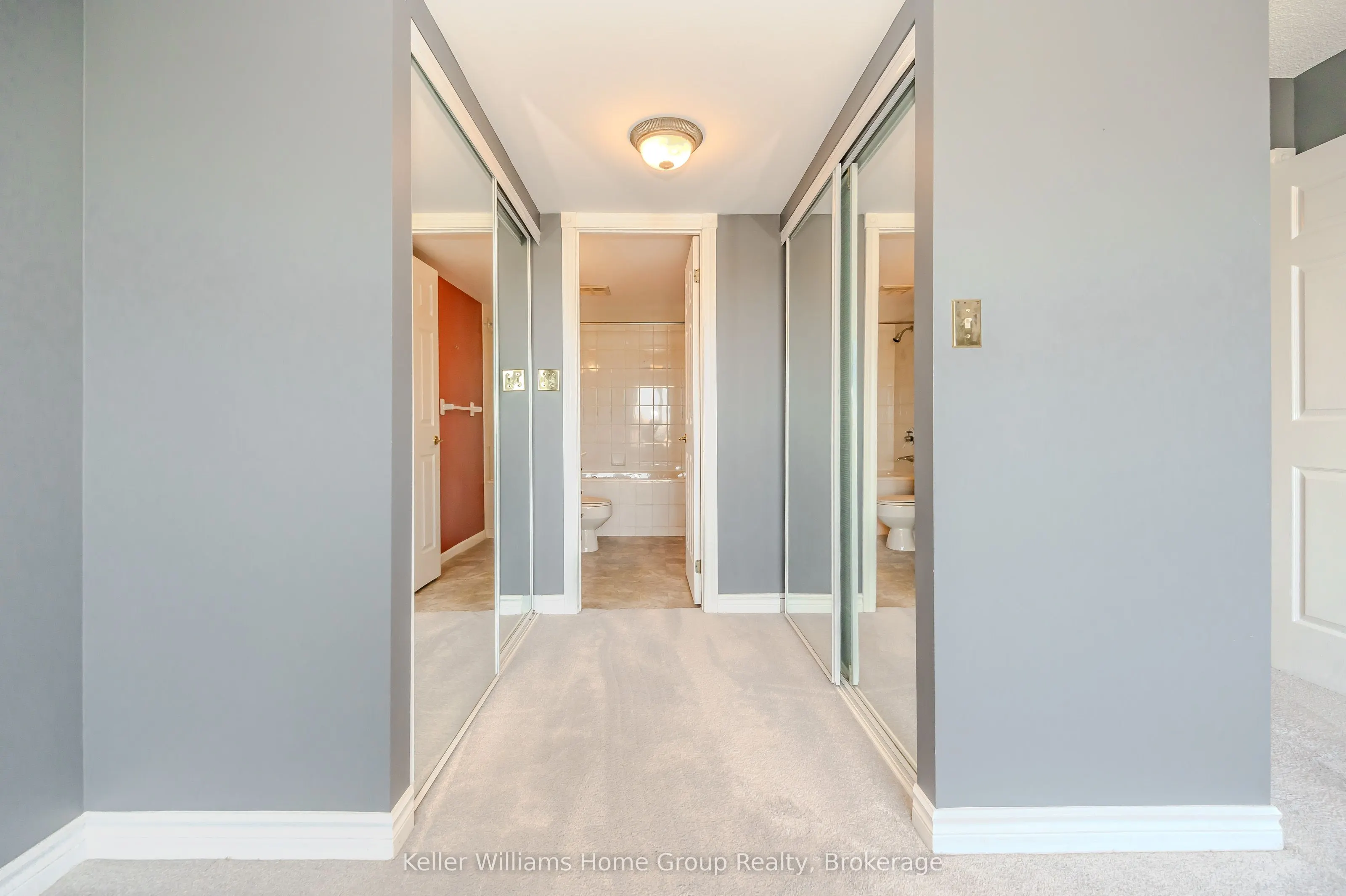 237 King Street W, #1008