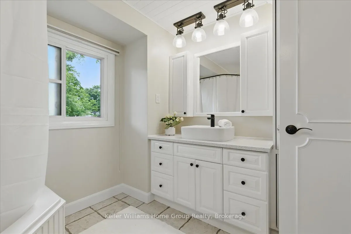 348 Old Stone Road