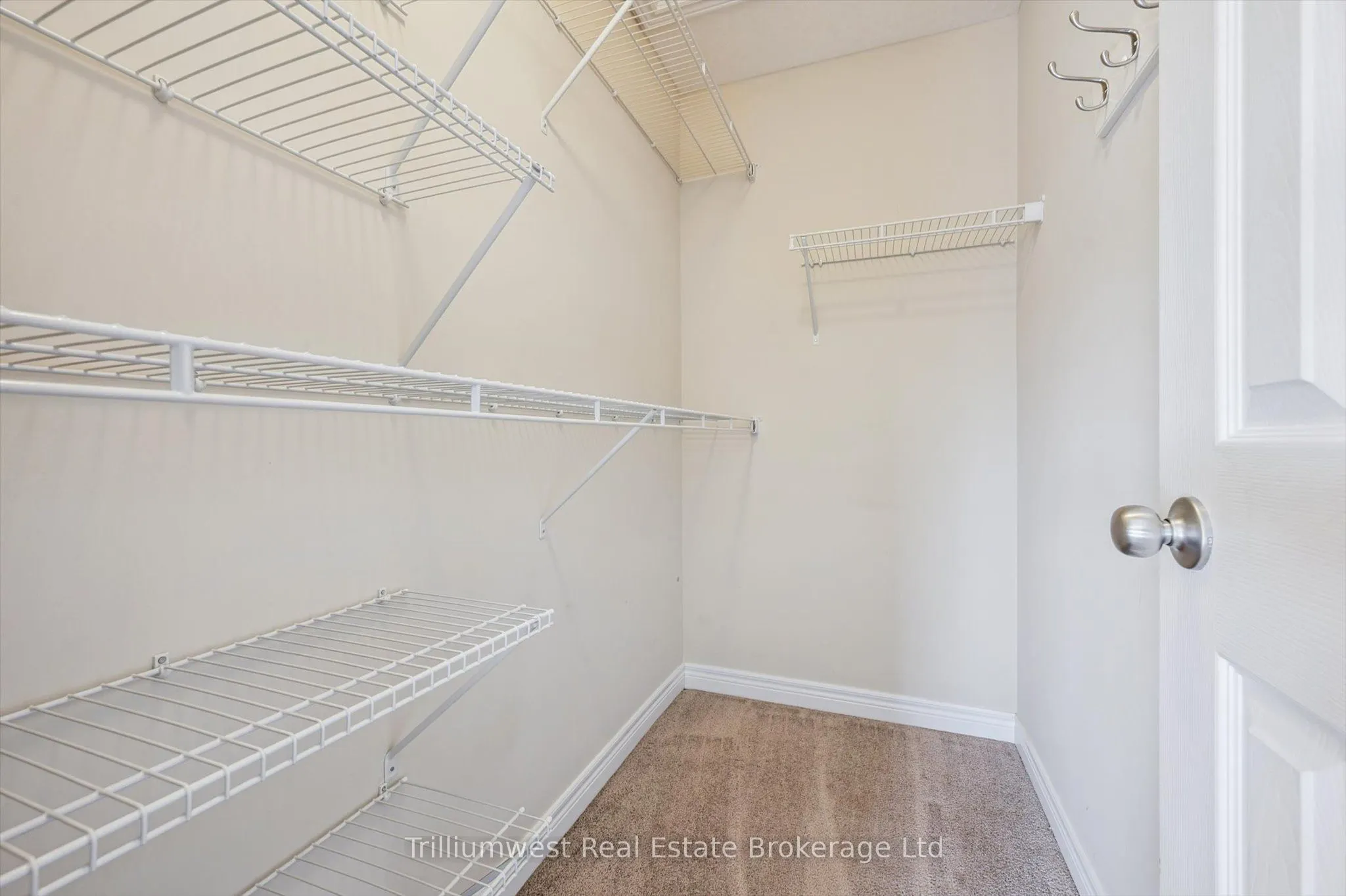 39 Kay Crescent, #13