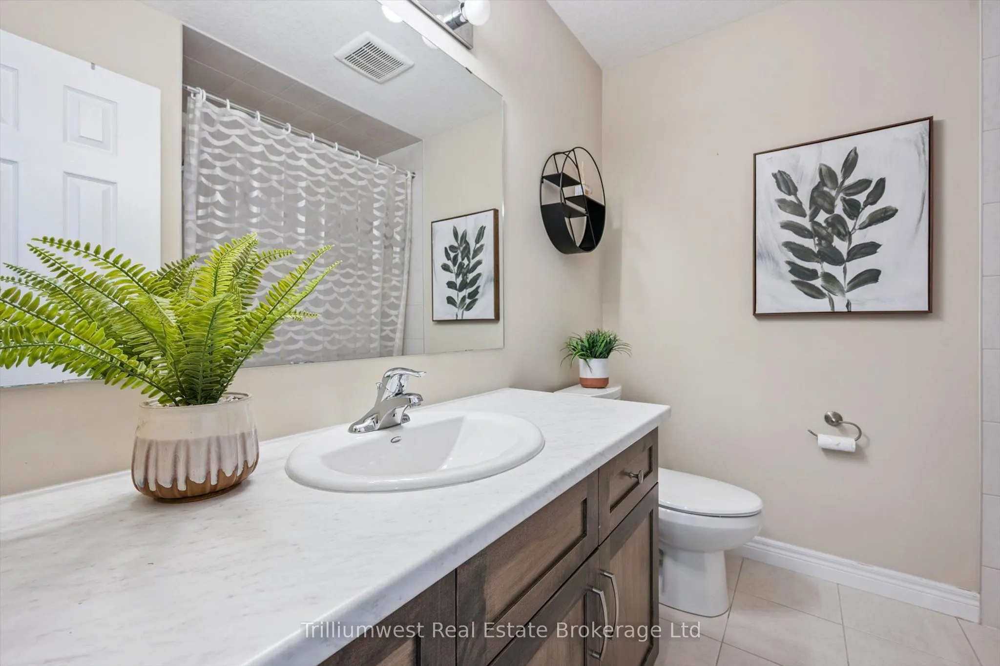 39 Kay Crescent, #13