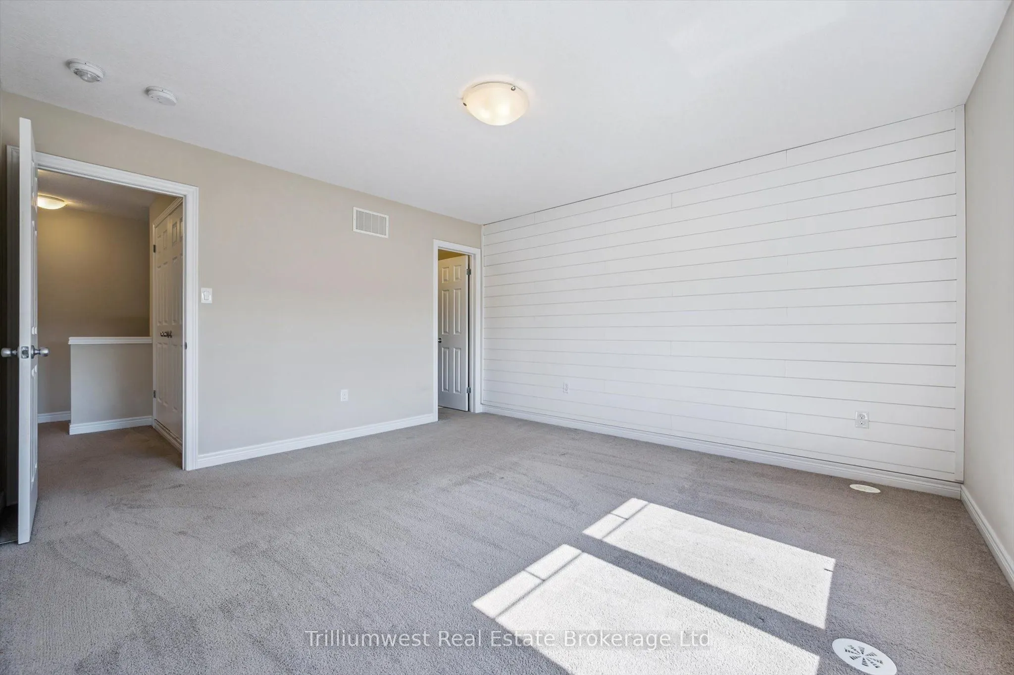 39 Kay Crescent, #13