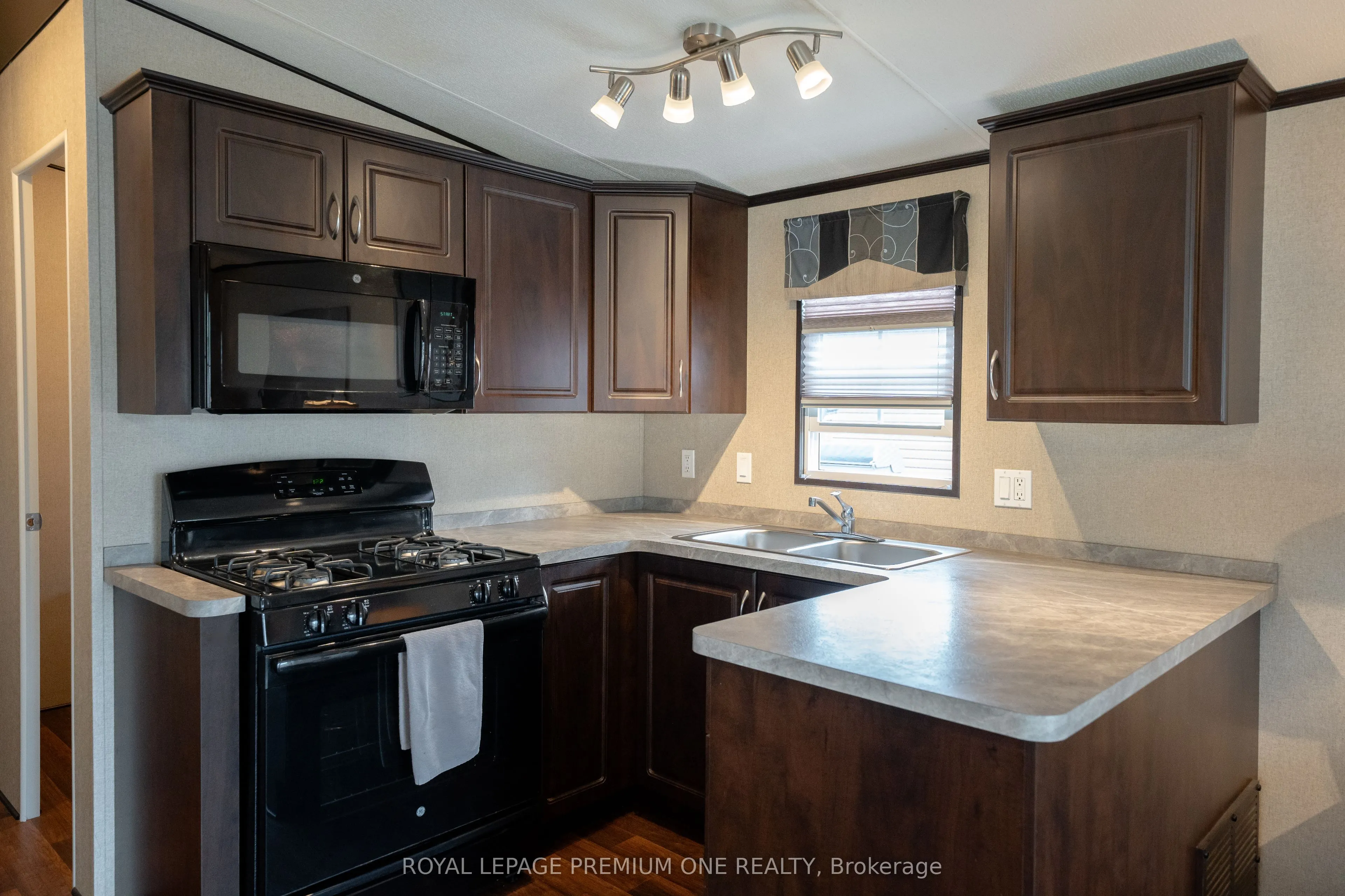 1501 LINE 8 Road, #254