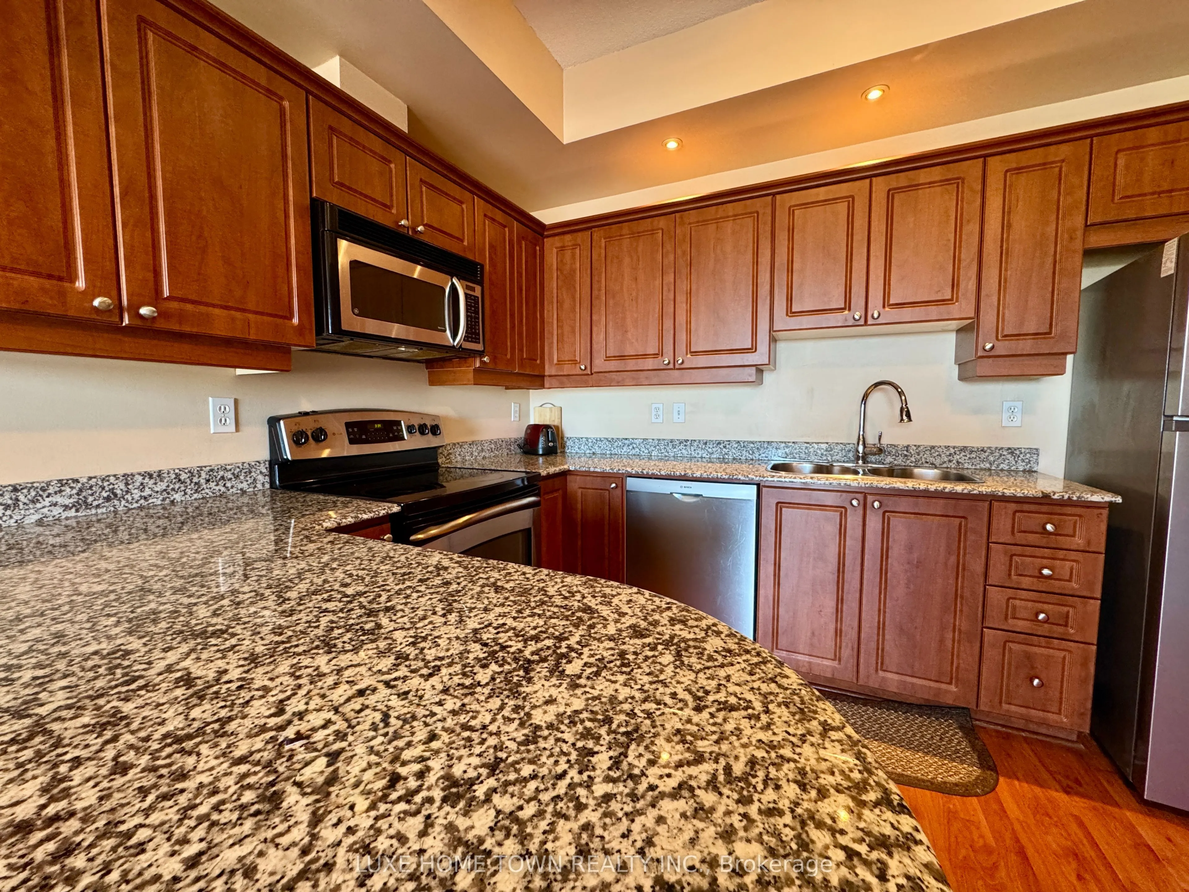 135 James Street, #710