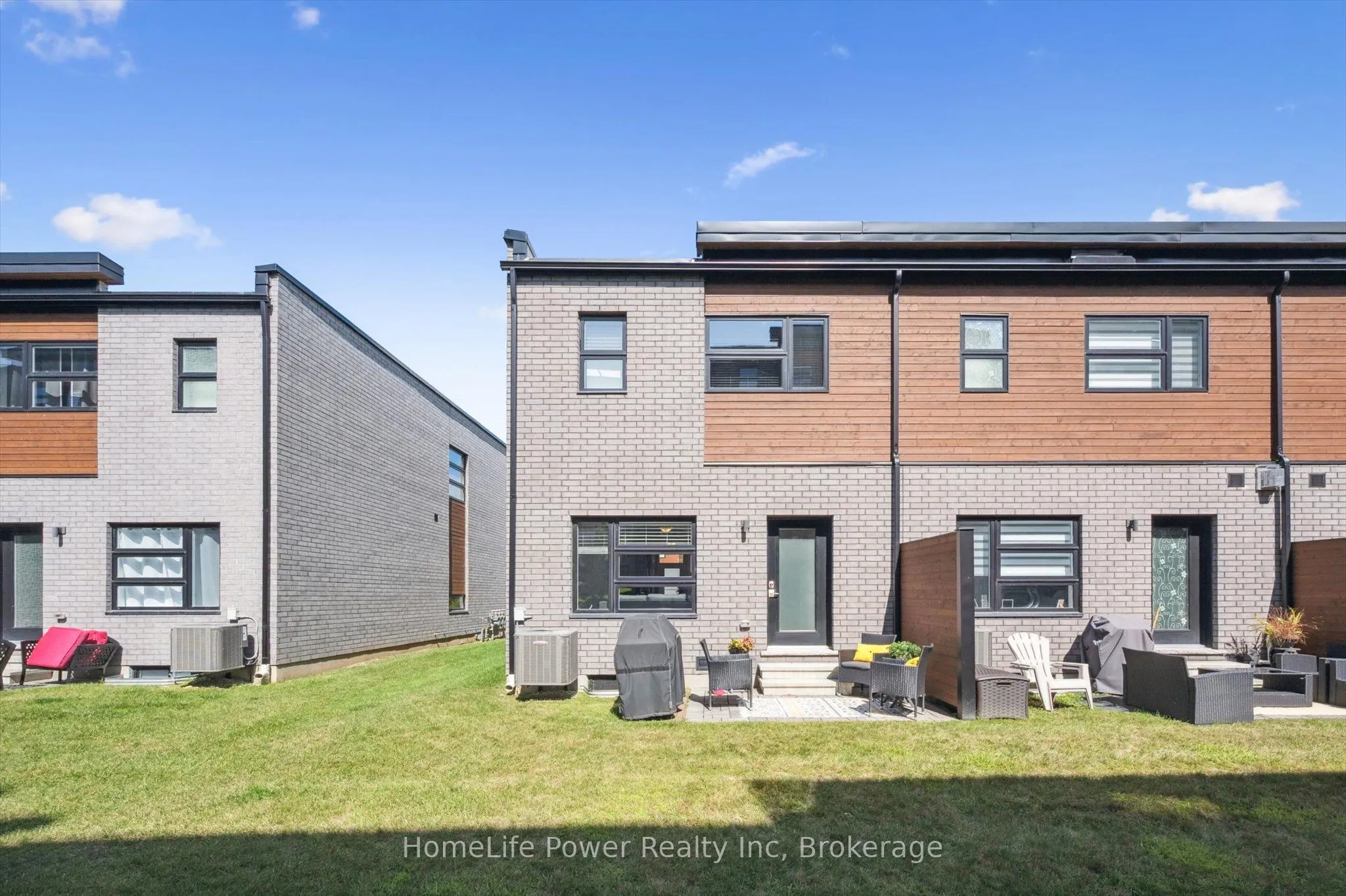 60 Arkell Road, #106