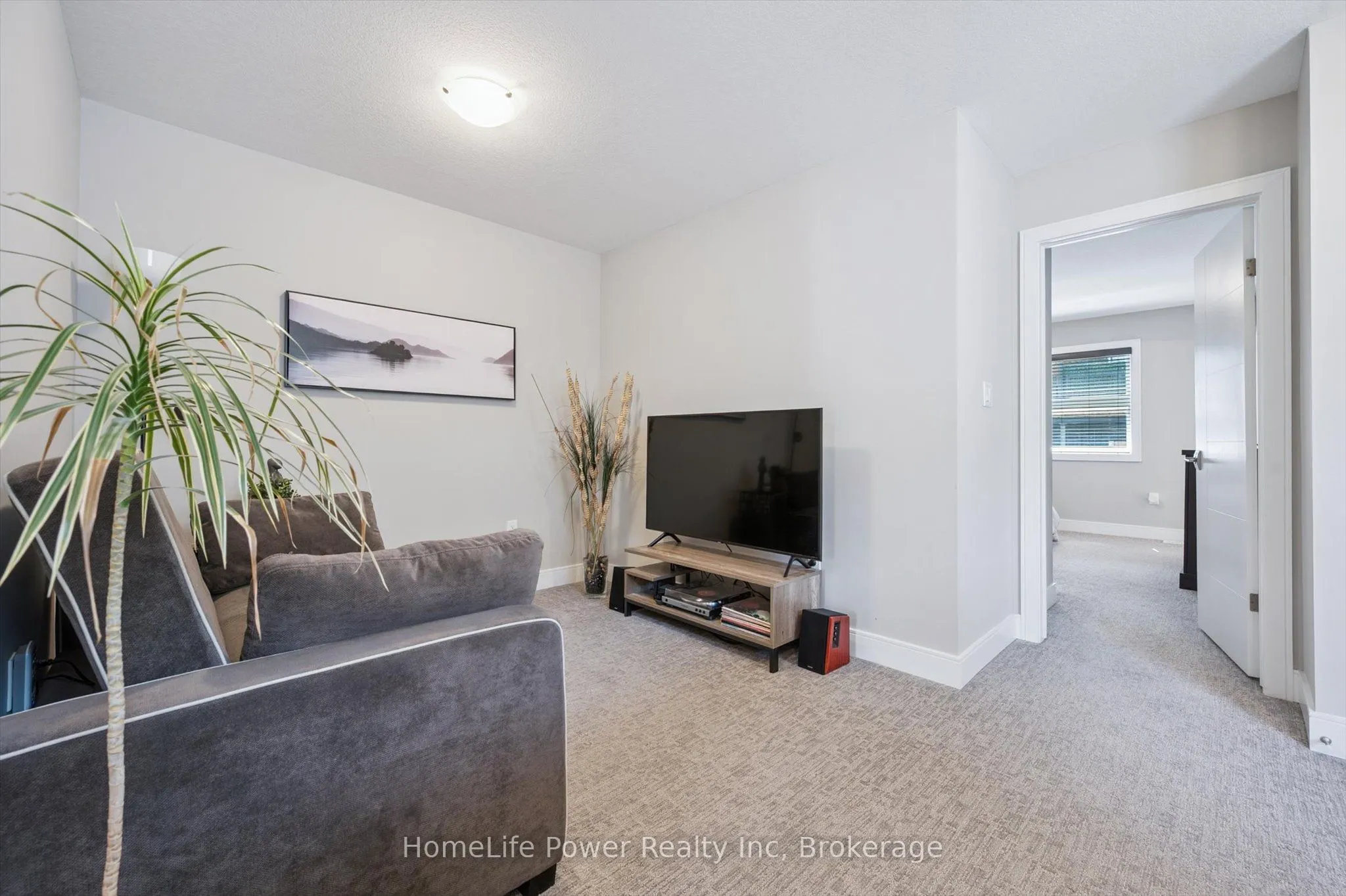 60 Arkell Road, #106
