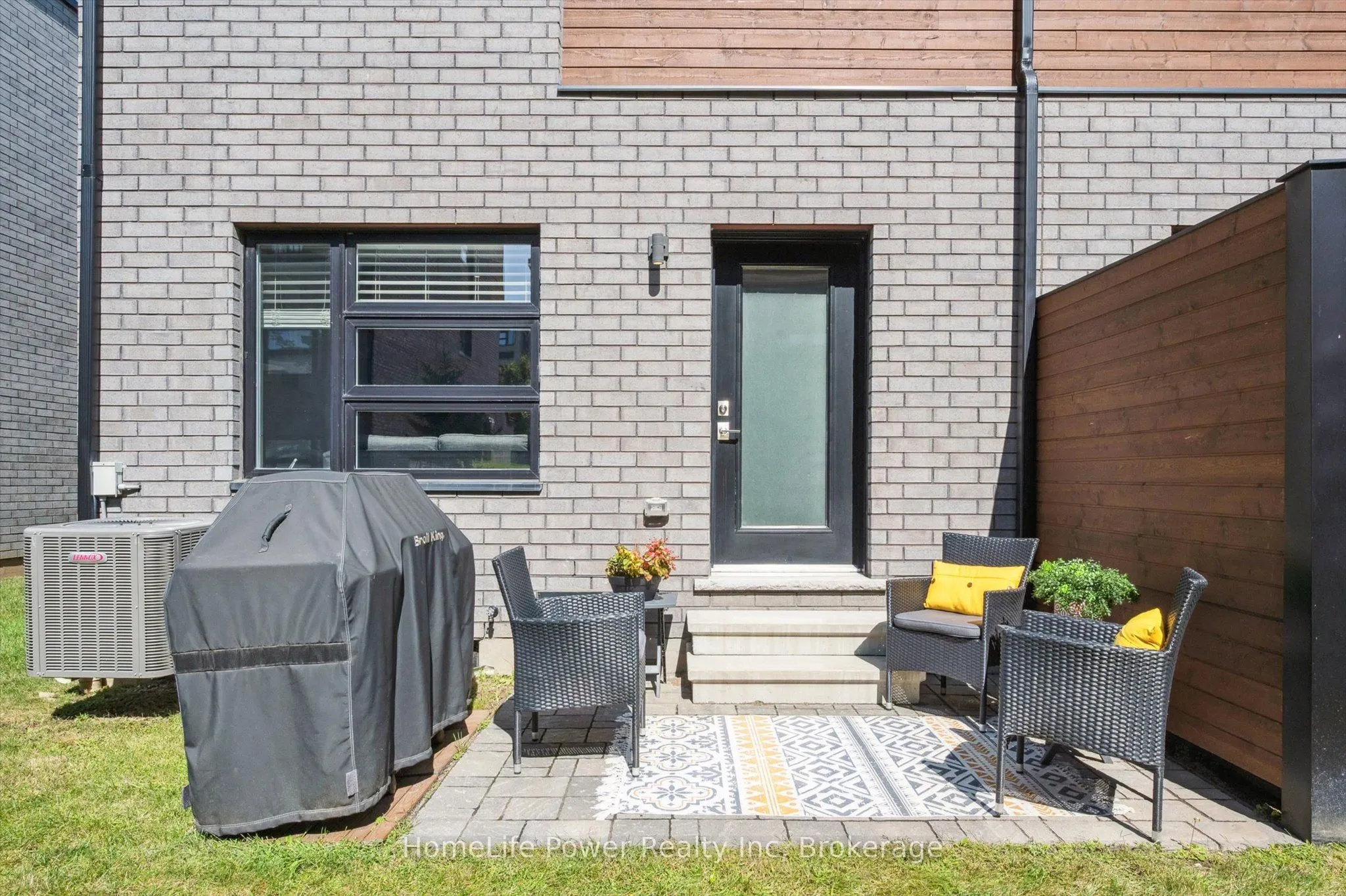 60 Arkell Road, #106