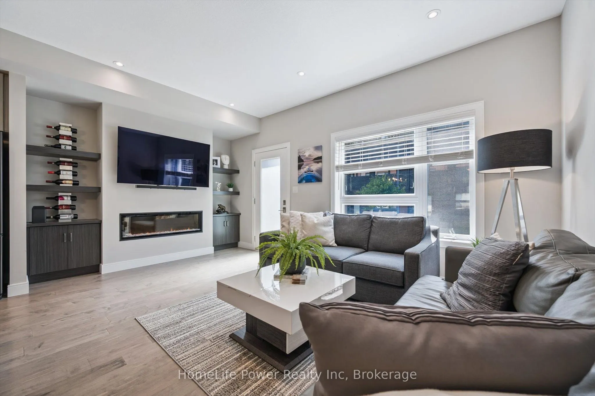 60 Arkell Road, #106
